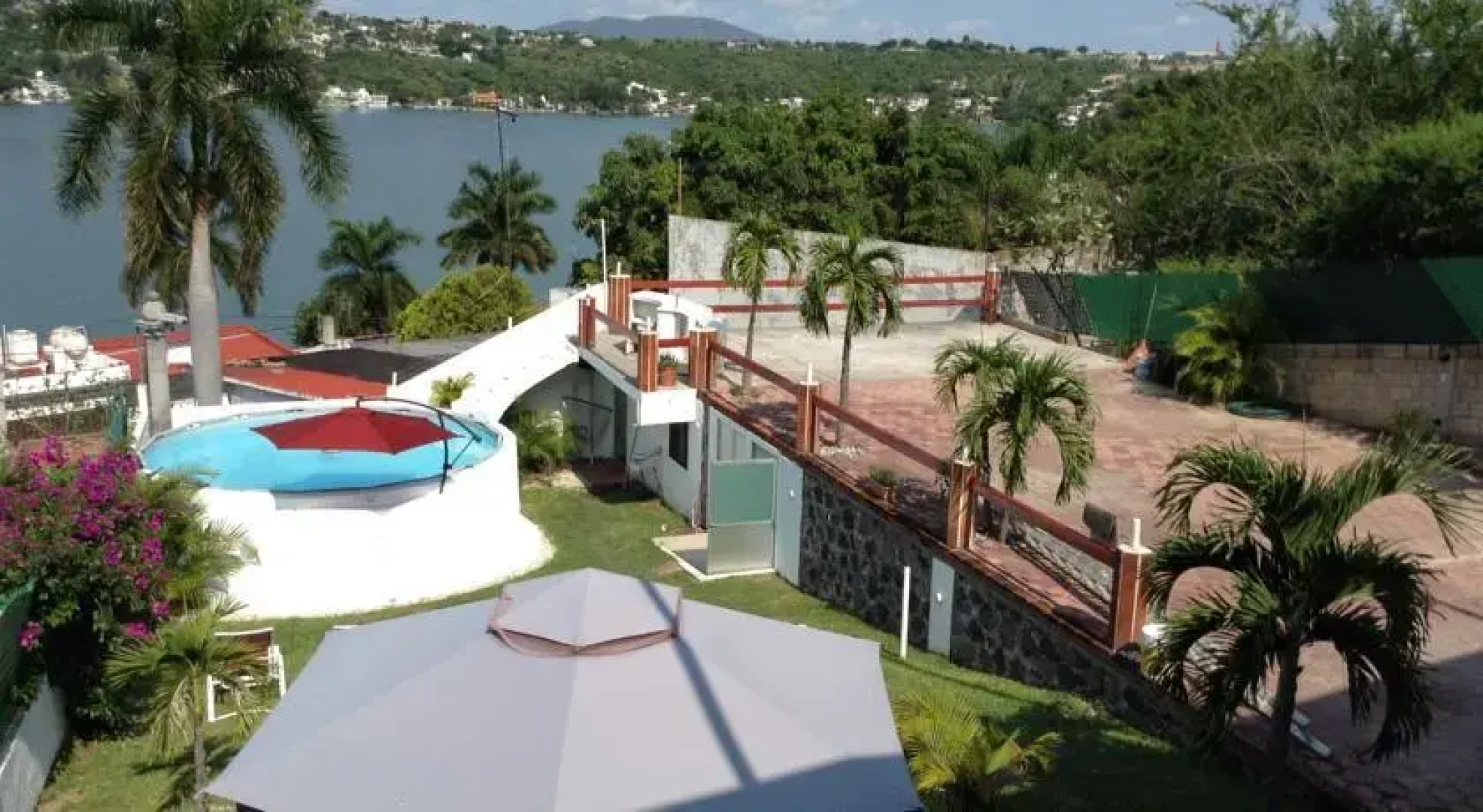 Casa Lago Tequesquitengo