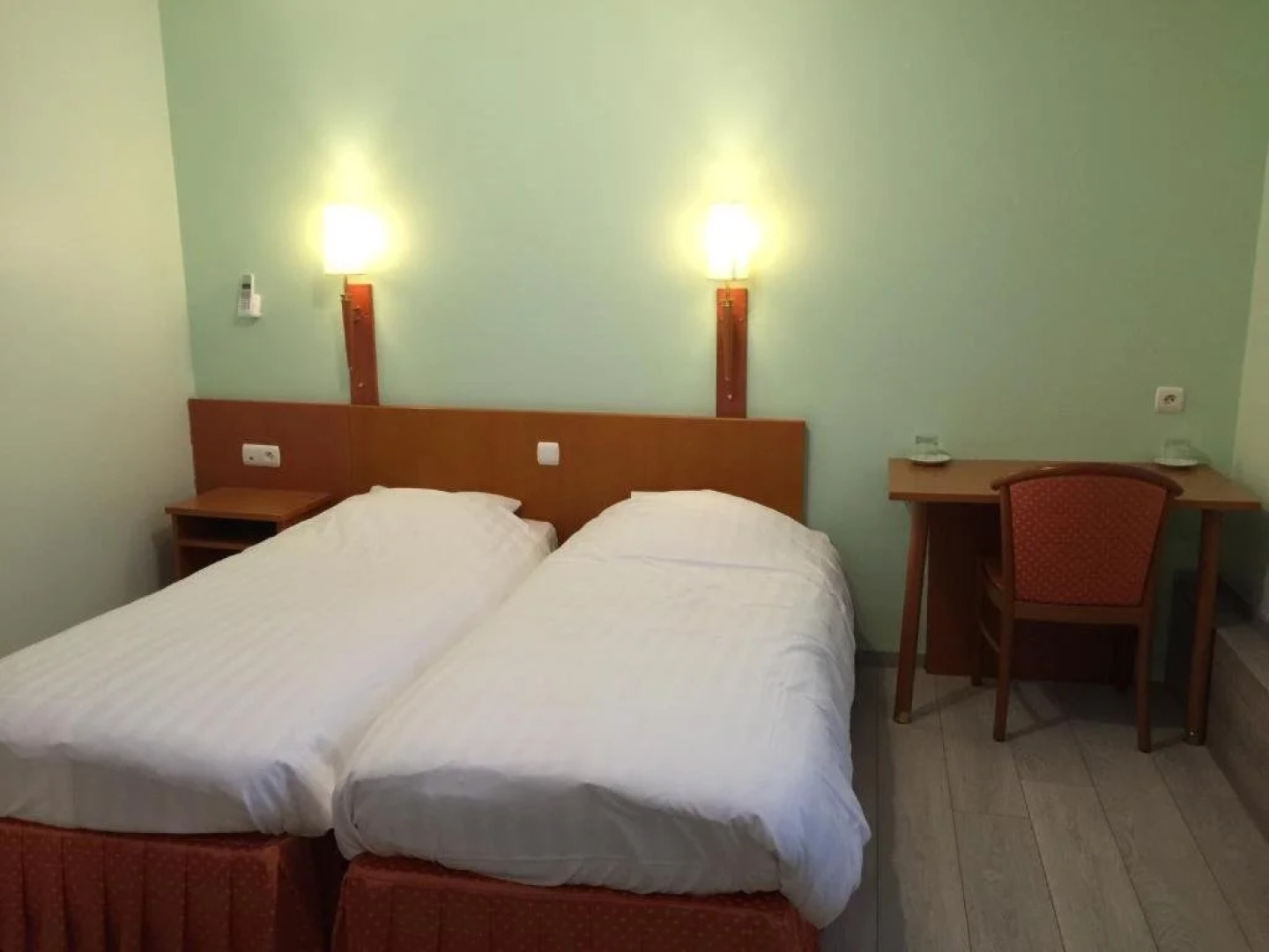 Hotel Aux Beaux Rivages En Gaume