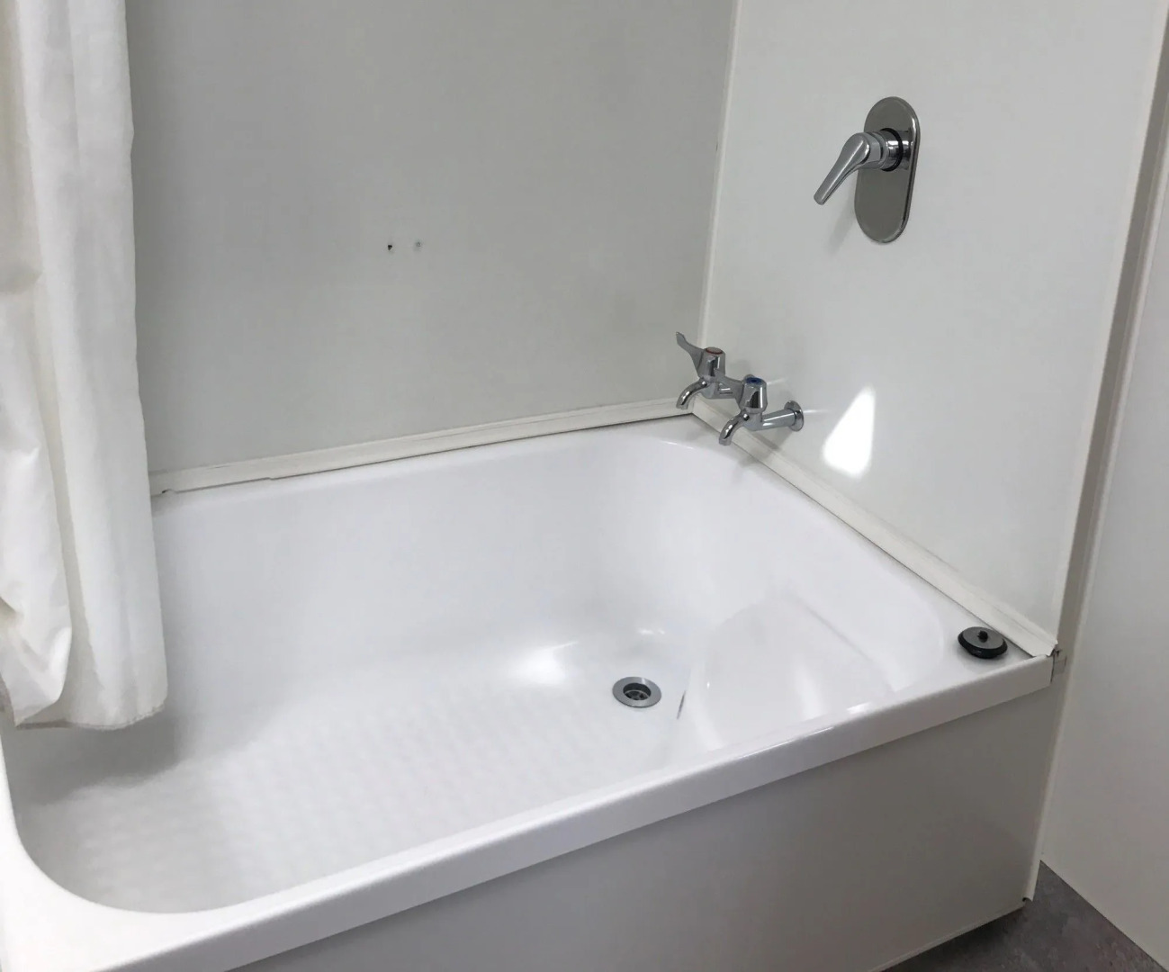 ASURE Explorer Motel & Apartments