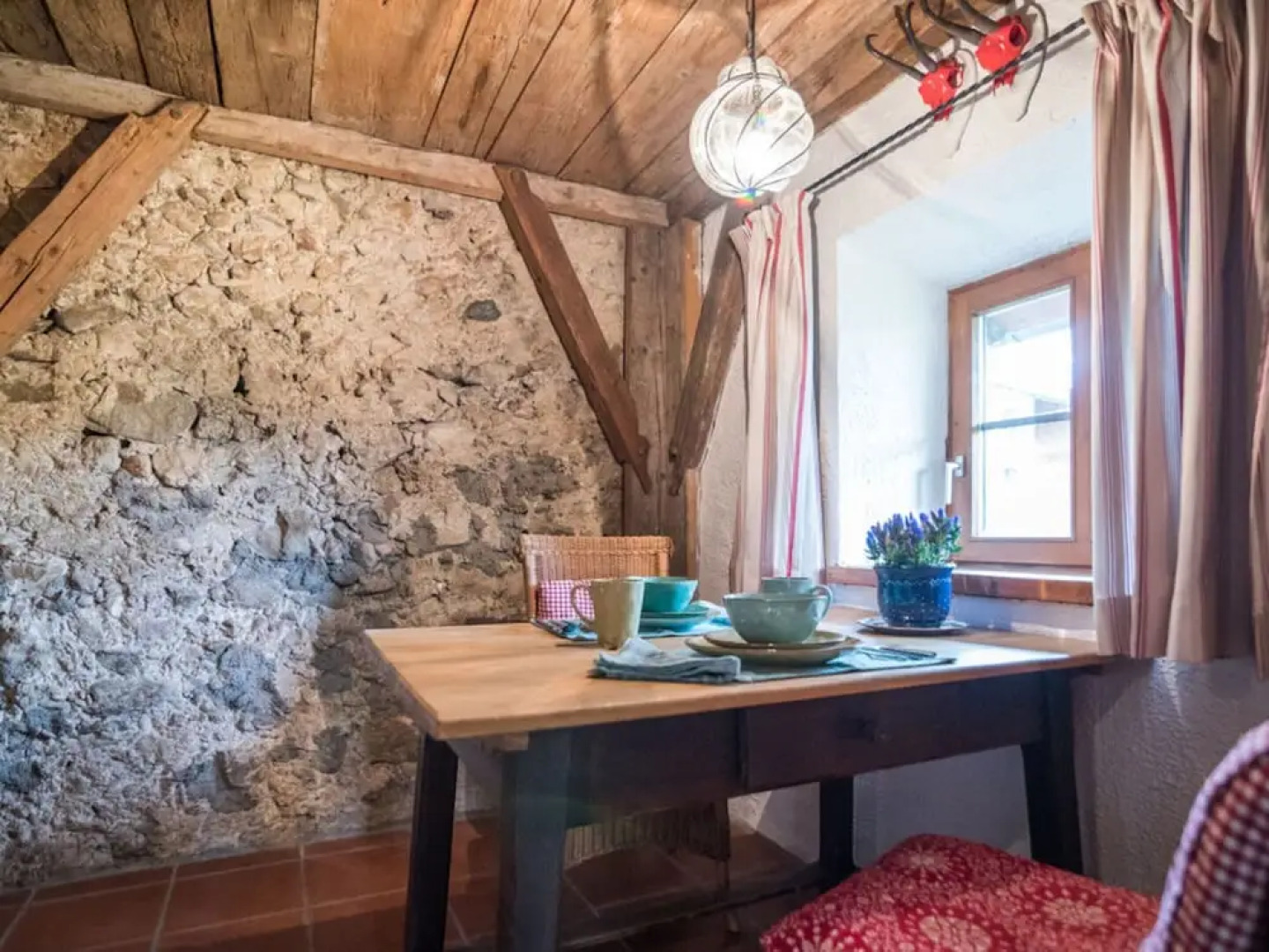 Hans in the Schusterhausl Apartment