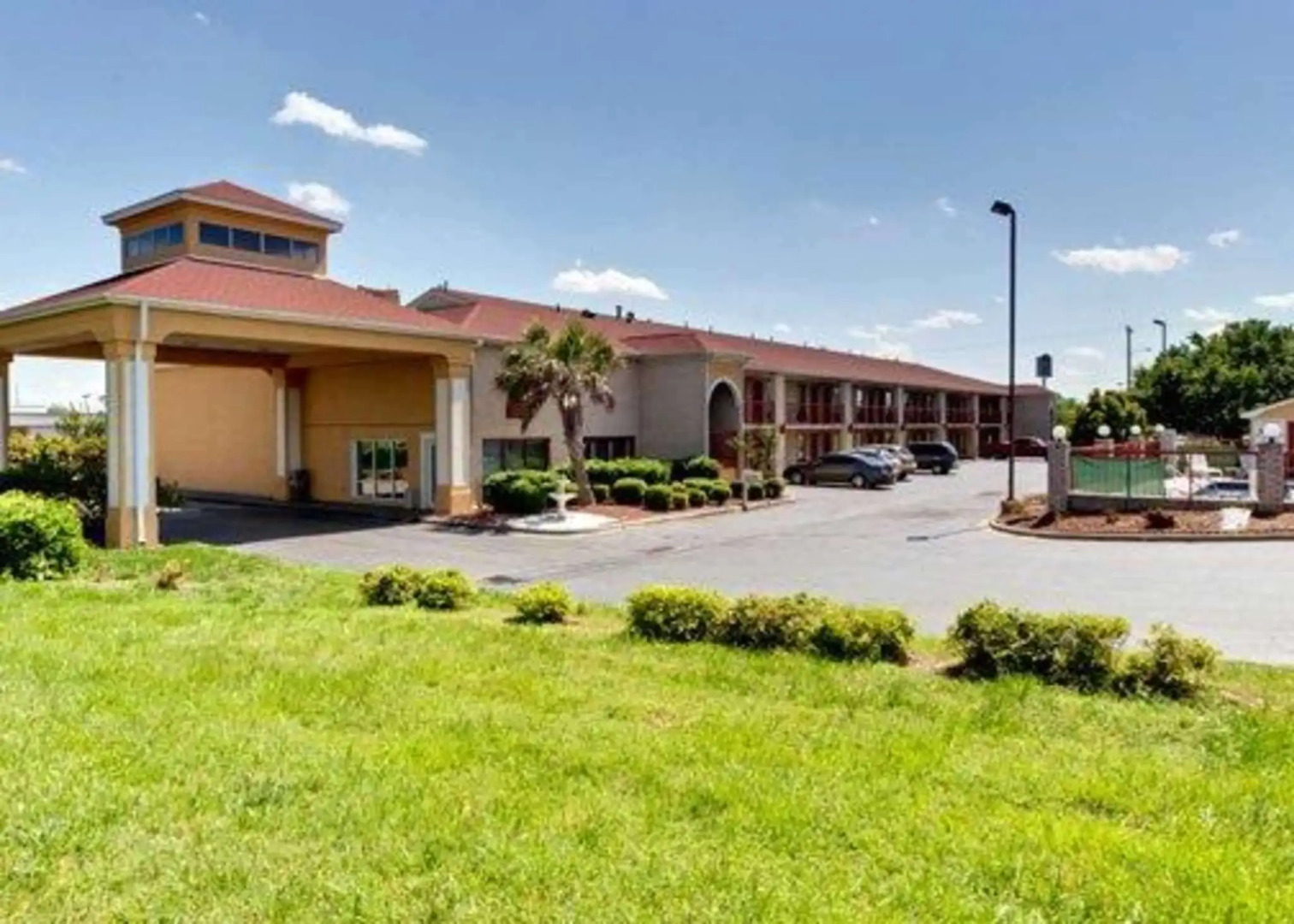Quality Inn & Suites Monroe