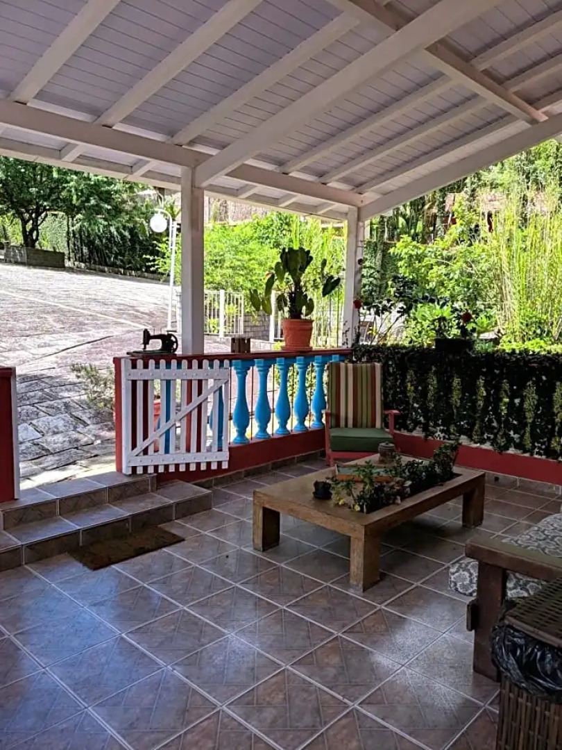 Nina-Flor Pousada Lumiar