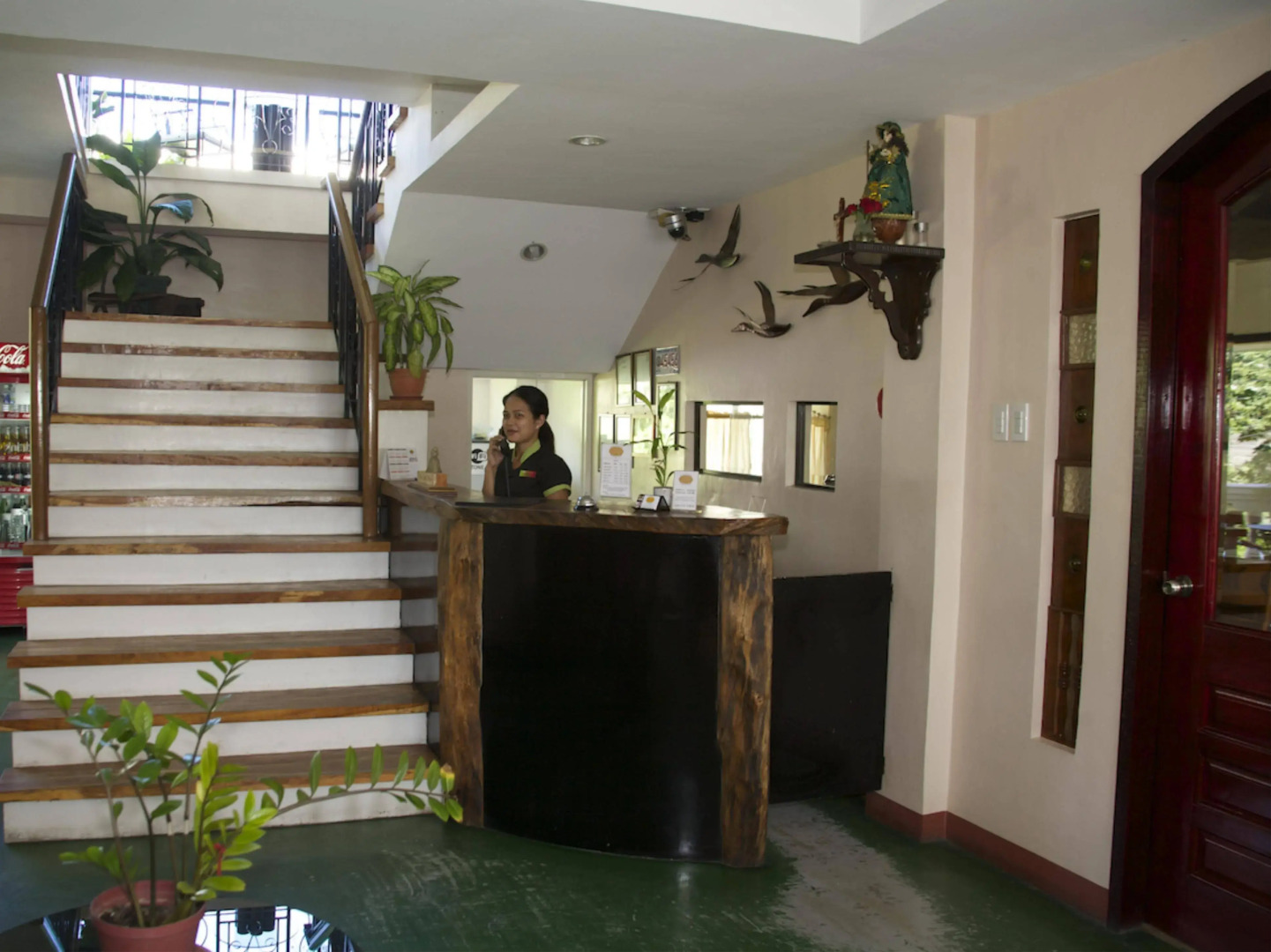 Bahay Ni Tuding Inn & Bistro