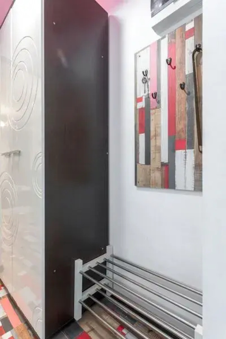 Какаду на б-ре Менделеева, д. 3