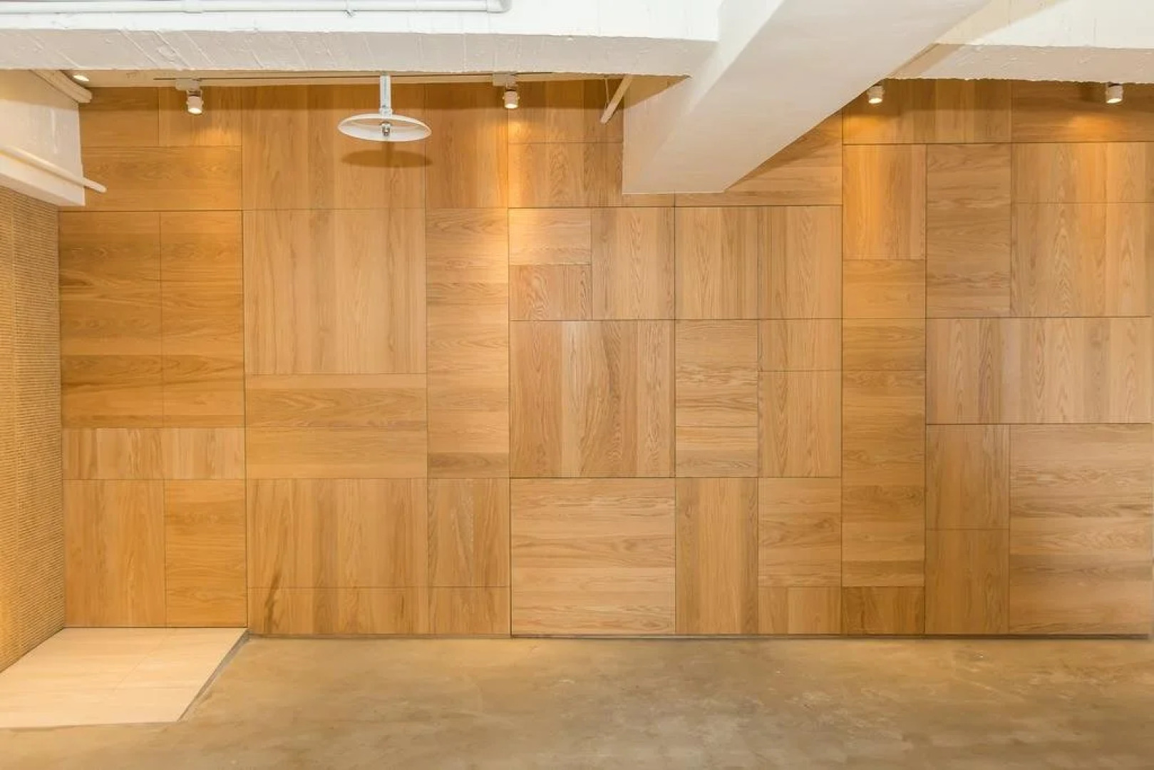 Muiu Inn Capsule Hotel