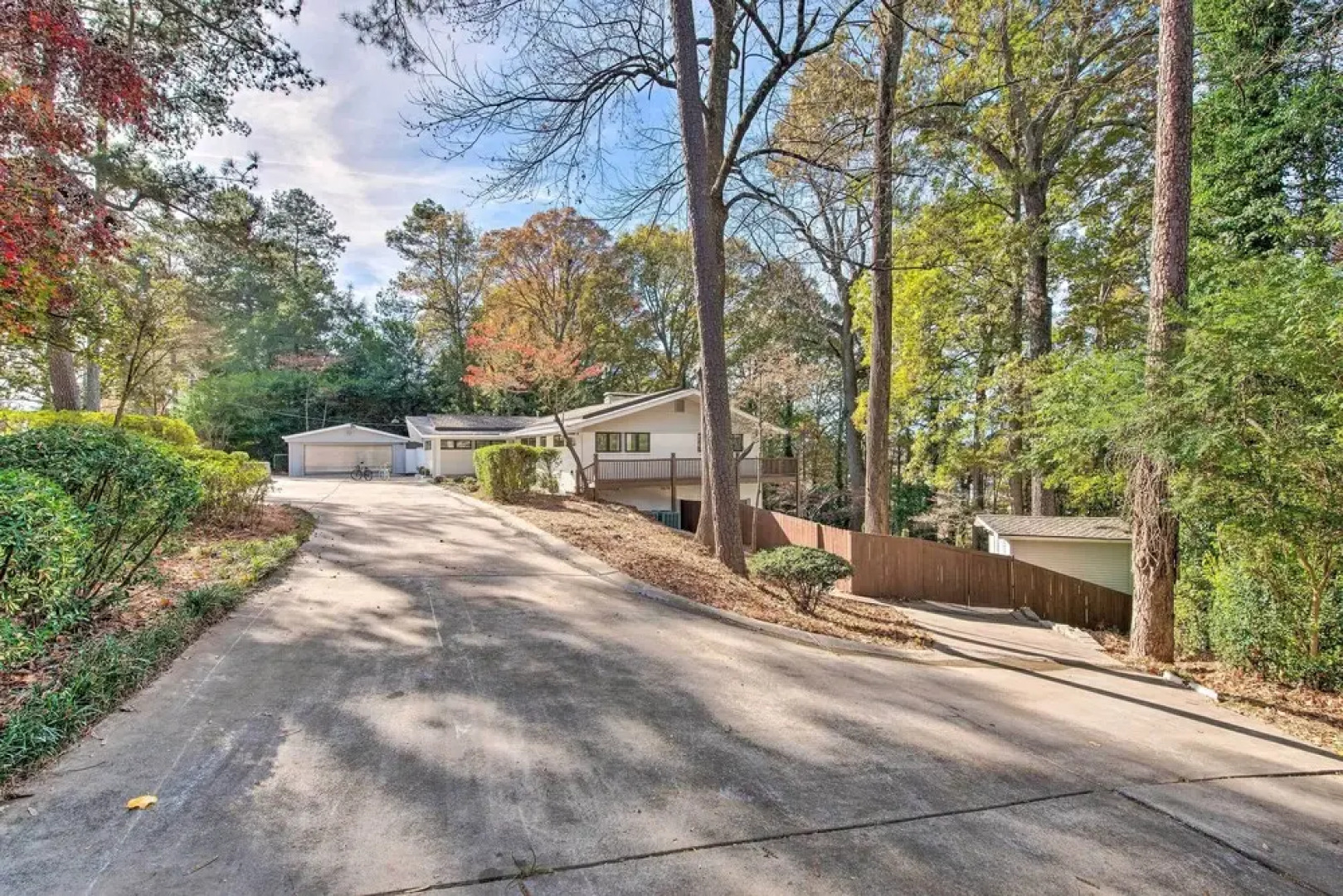 Peaceful Smyrna Home w/ Wood-burning Fire Pit