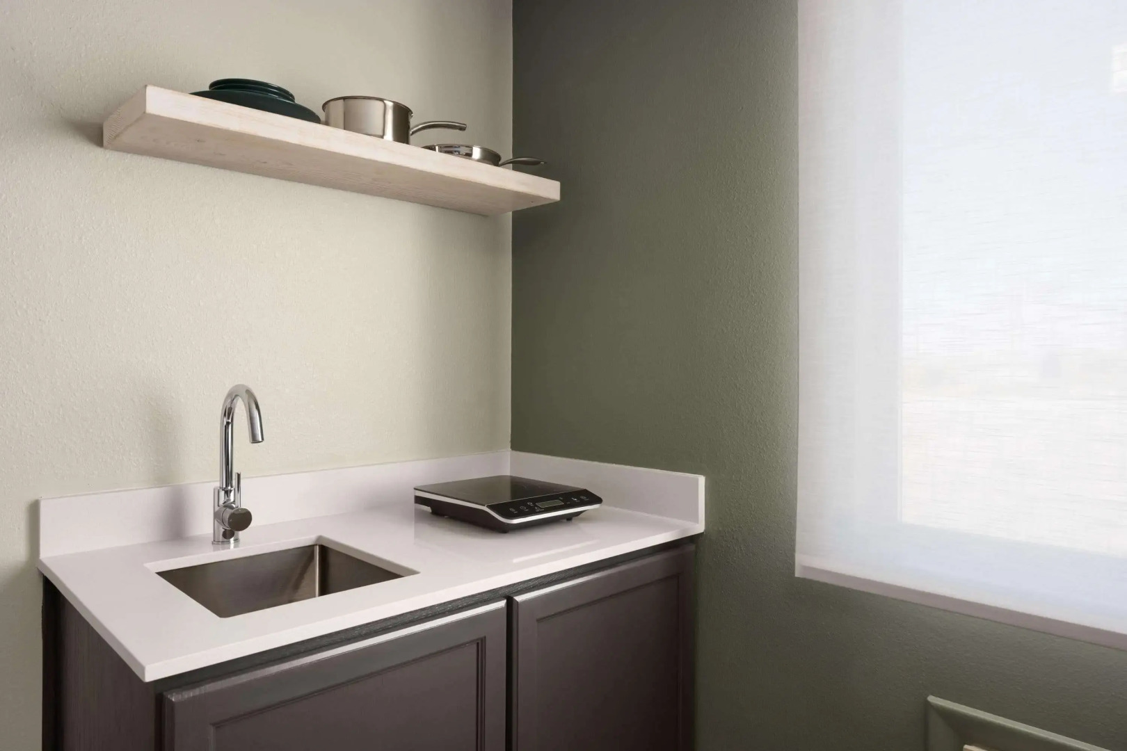 Super 8 by Wyndham Conrad