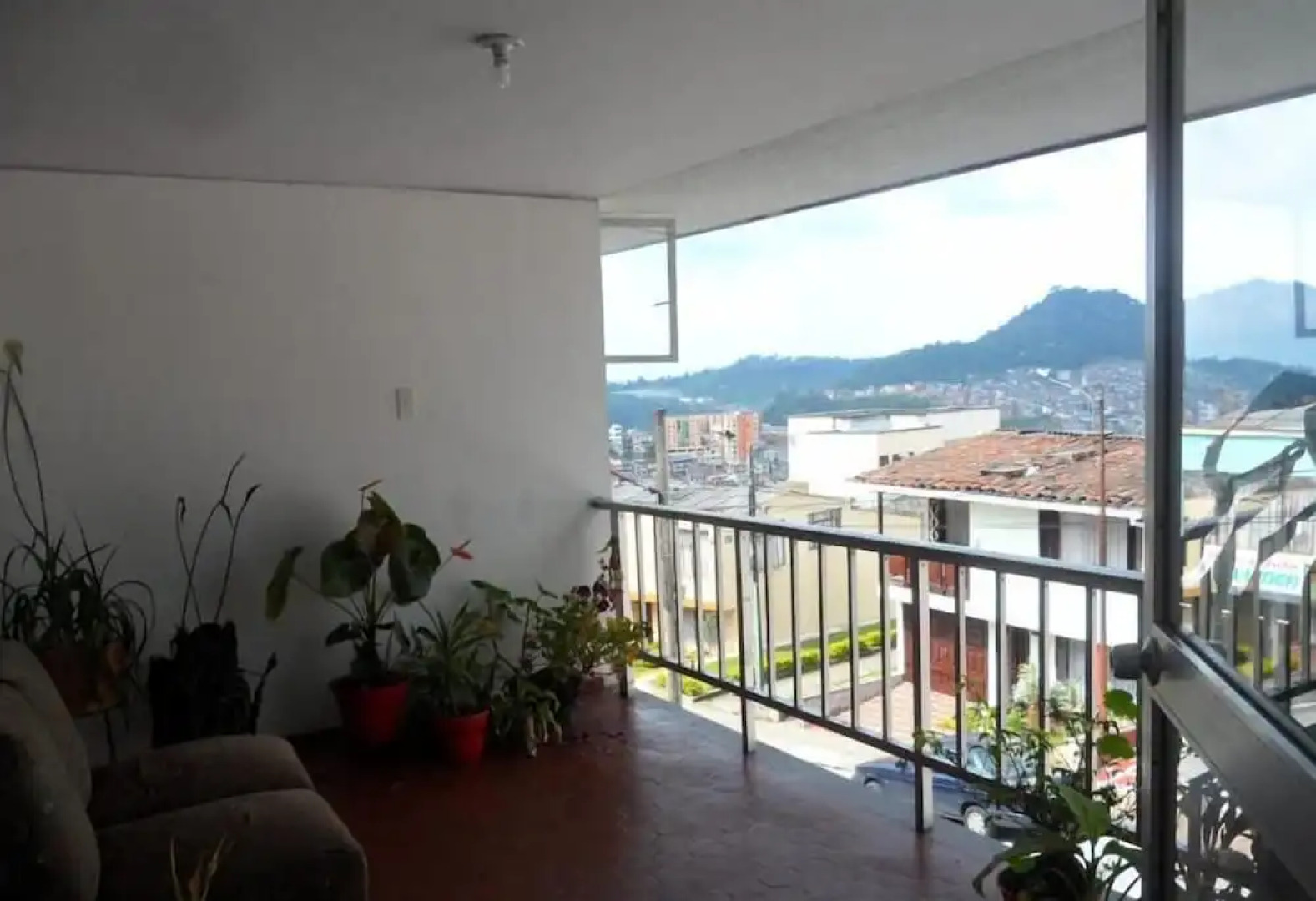 Casa Blanca Hostal Manizales - Hostel
