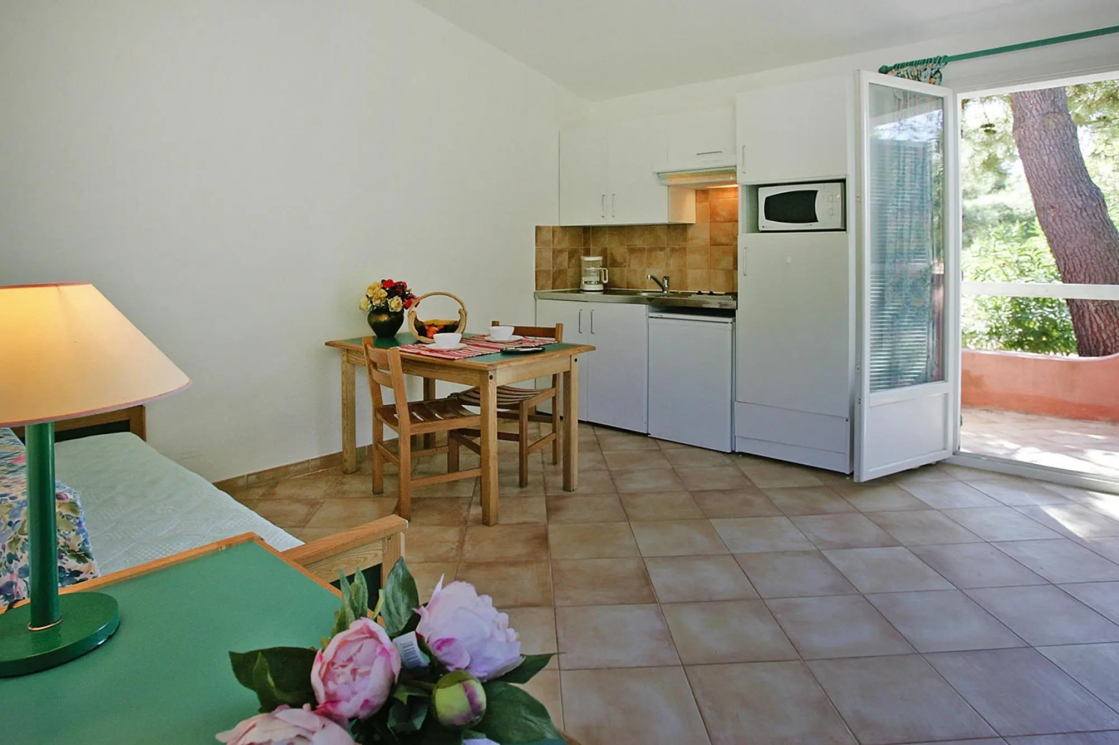Res. Cala Bianca, Borgo-Plage, apartment near the sea