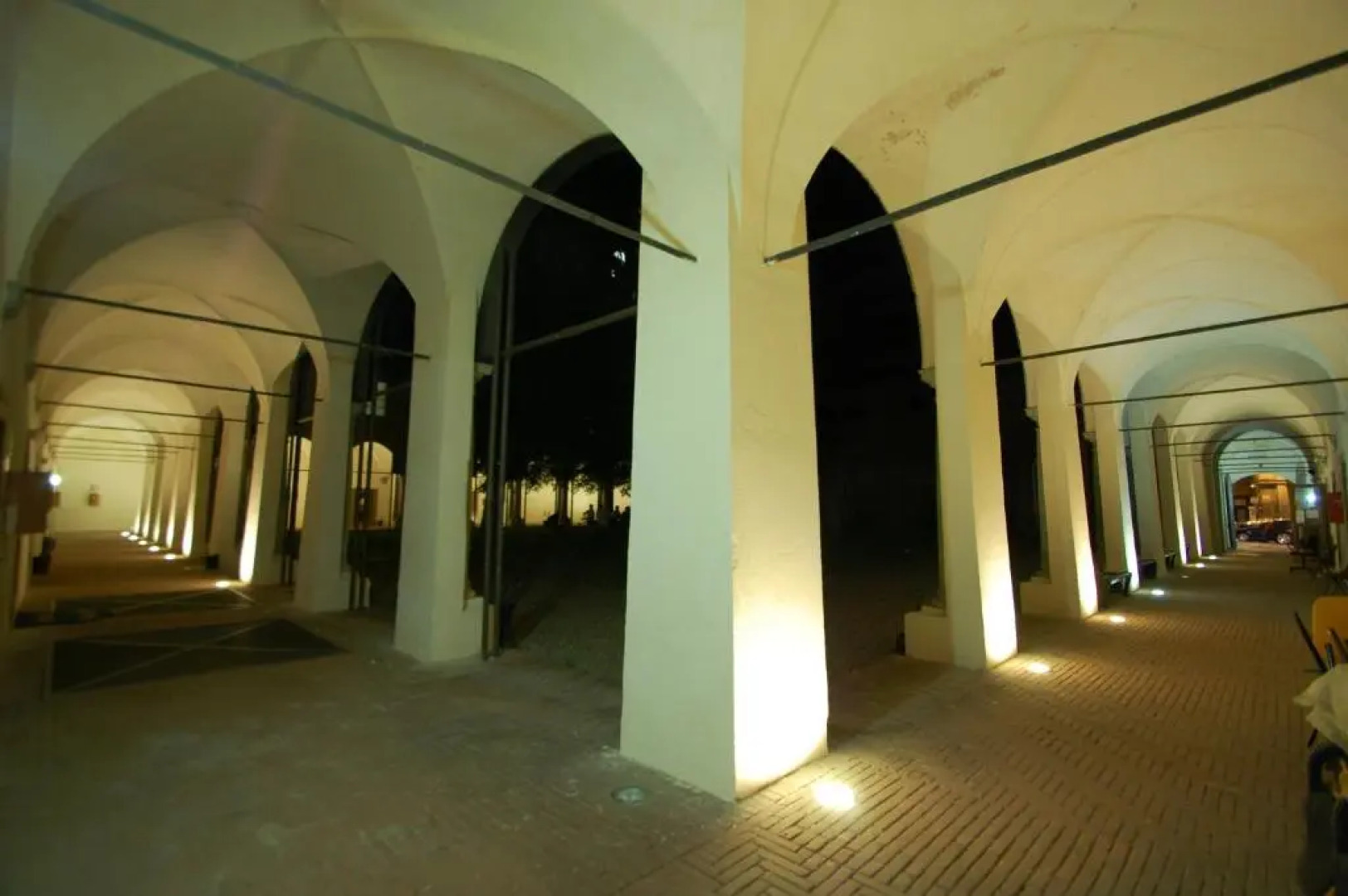 Il Chiostro Hostel and Hotel