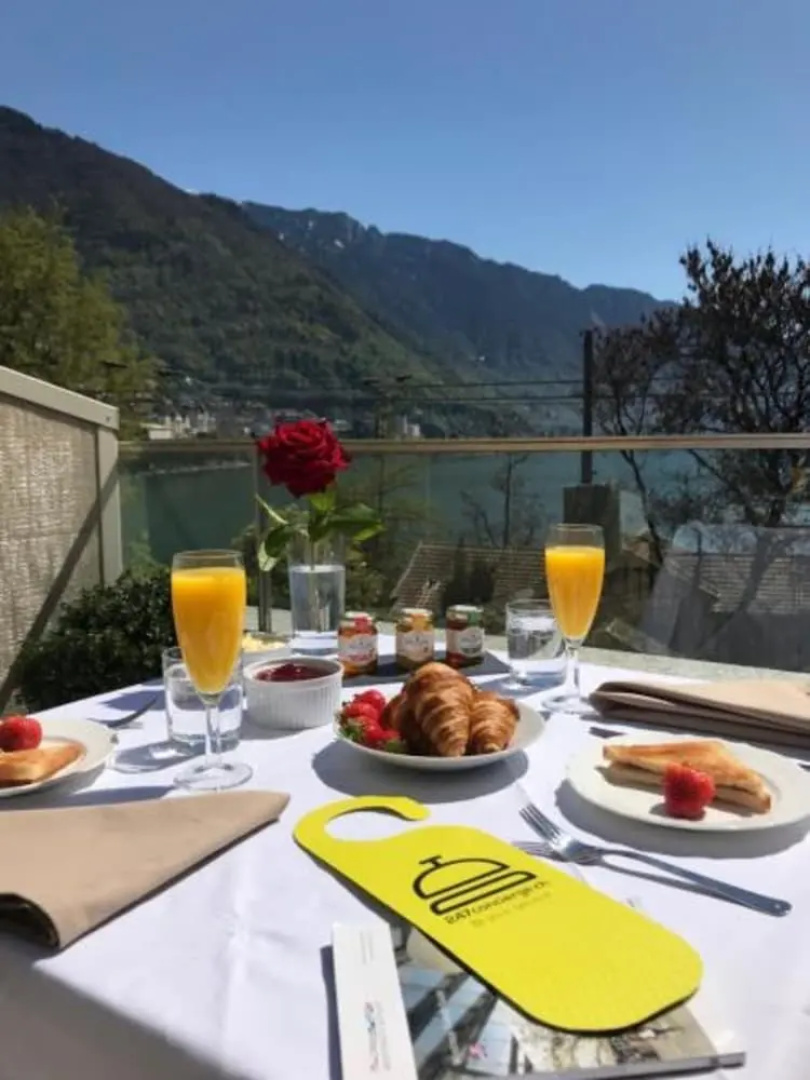 Montreux Lake View Apartments and Spa