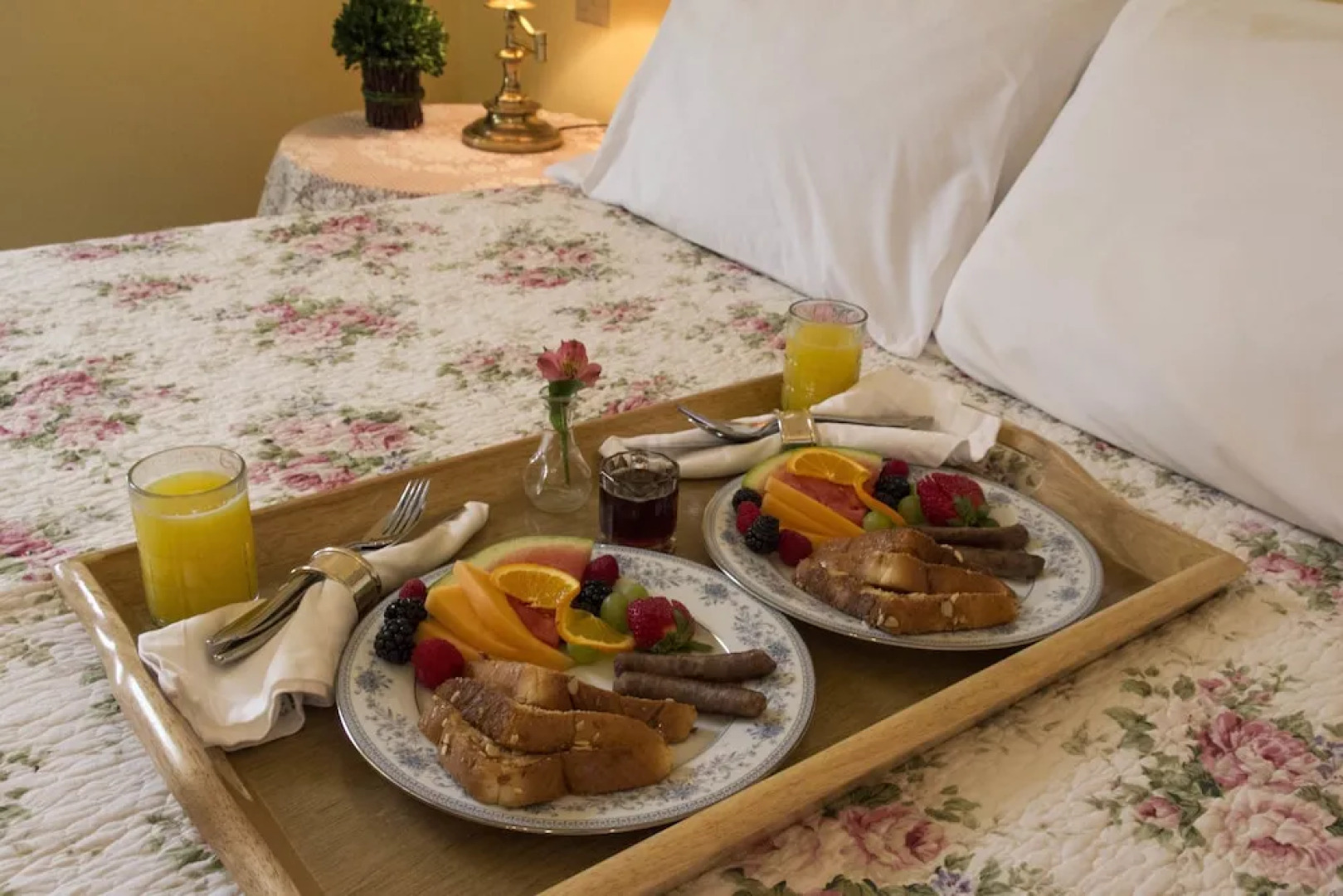 The Rochester Inn, A Historic Hotel