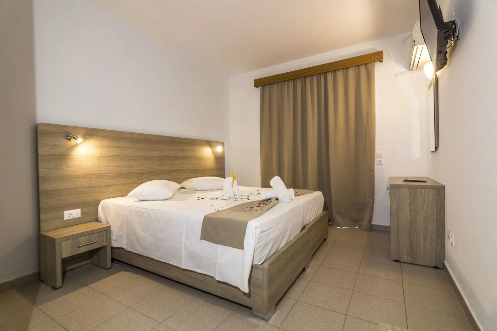 Tivoli Hotel