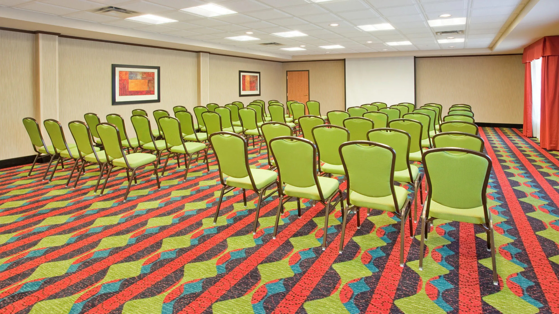 Holiday Inn Express  Kearney by IHG