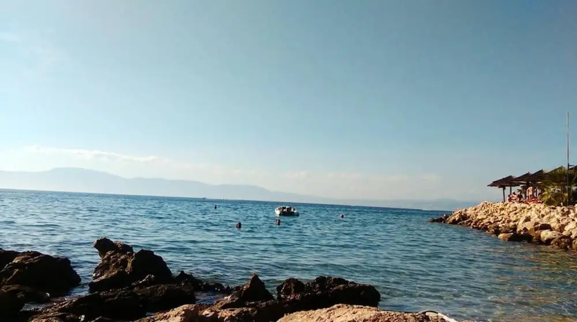 Apartment With 2 Bedrooms in Njivice, With Enclosed Garden and Wifi -