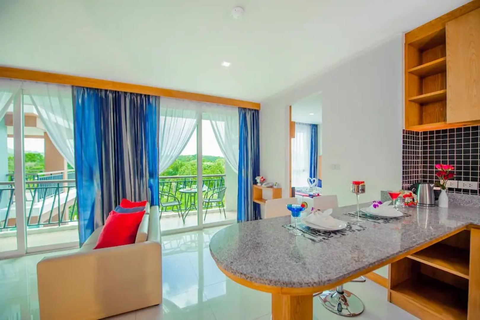 Grand Nai Harn Suites