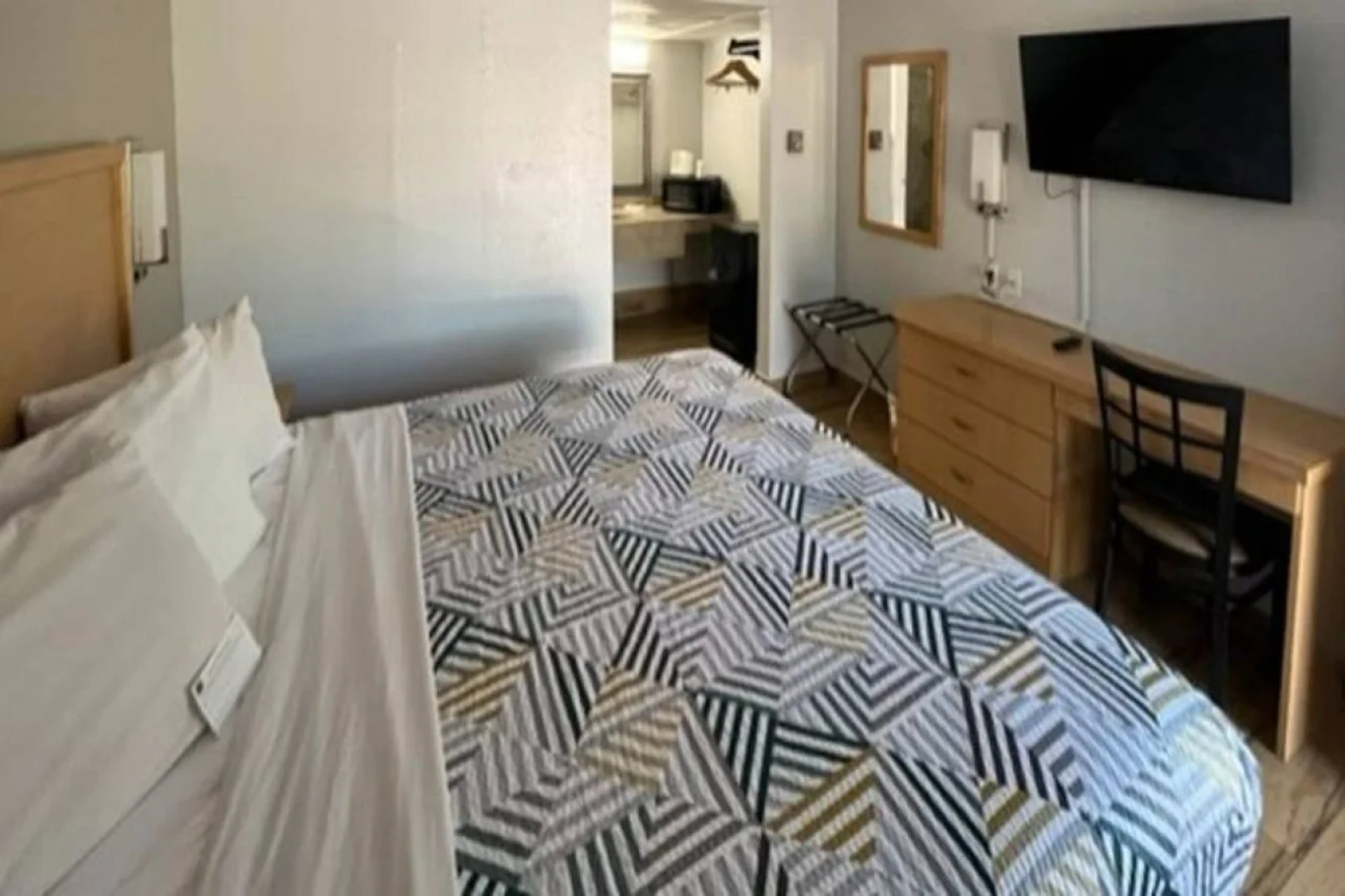 Motel 6 Riviera Beach, FL