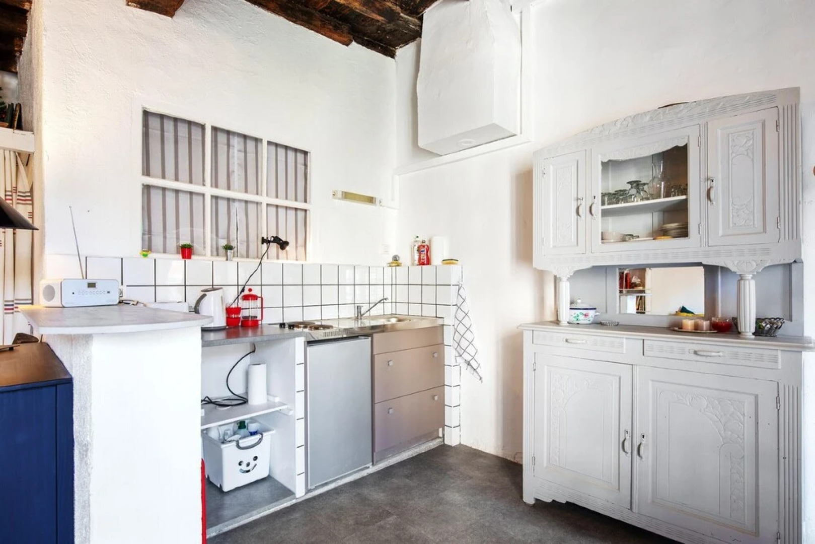 Studio in Villeneuve-lès-avignon, With Balcony