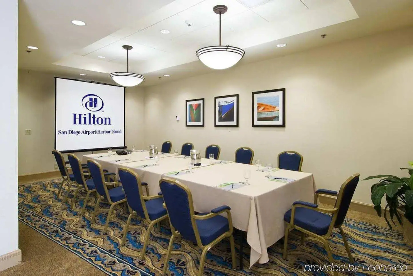 Hilton San Diego Airport/Harbor Island