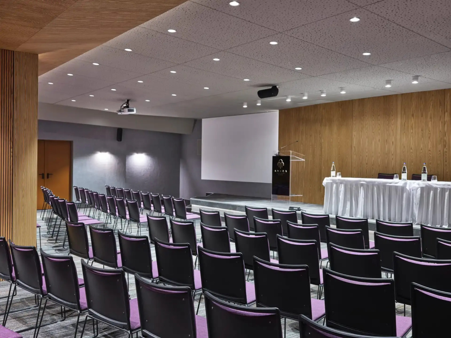 Amira Luxury Resort & Spa