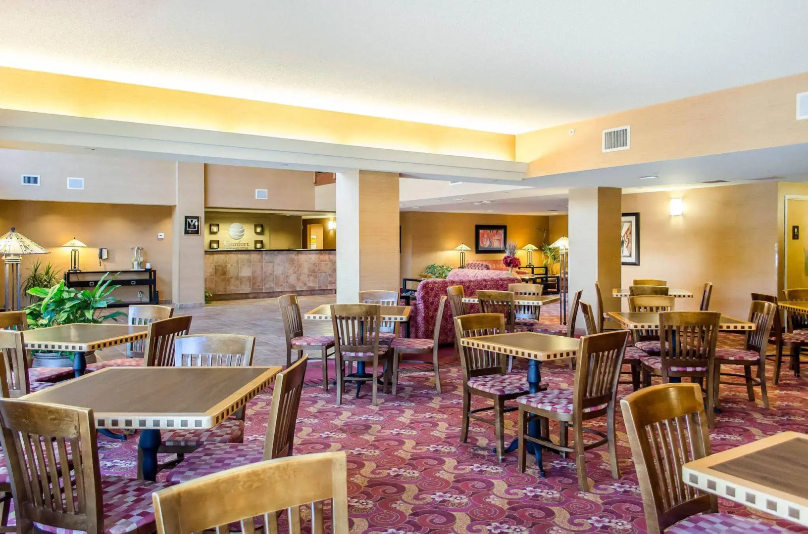 Comfort Inn & Suites York North