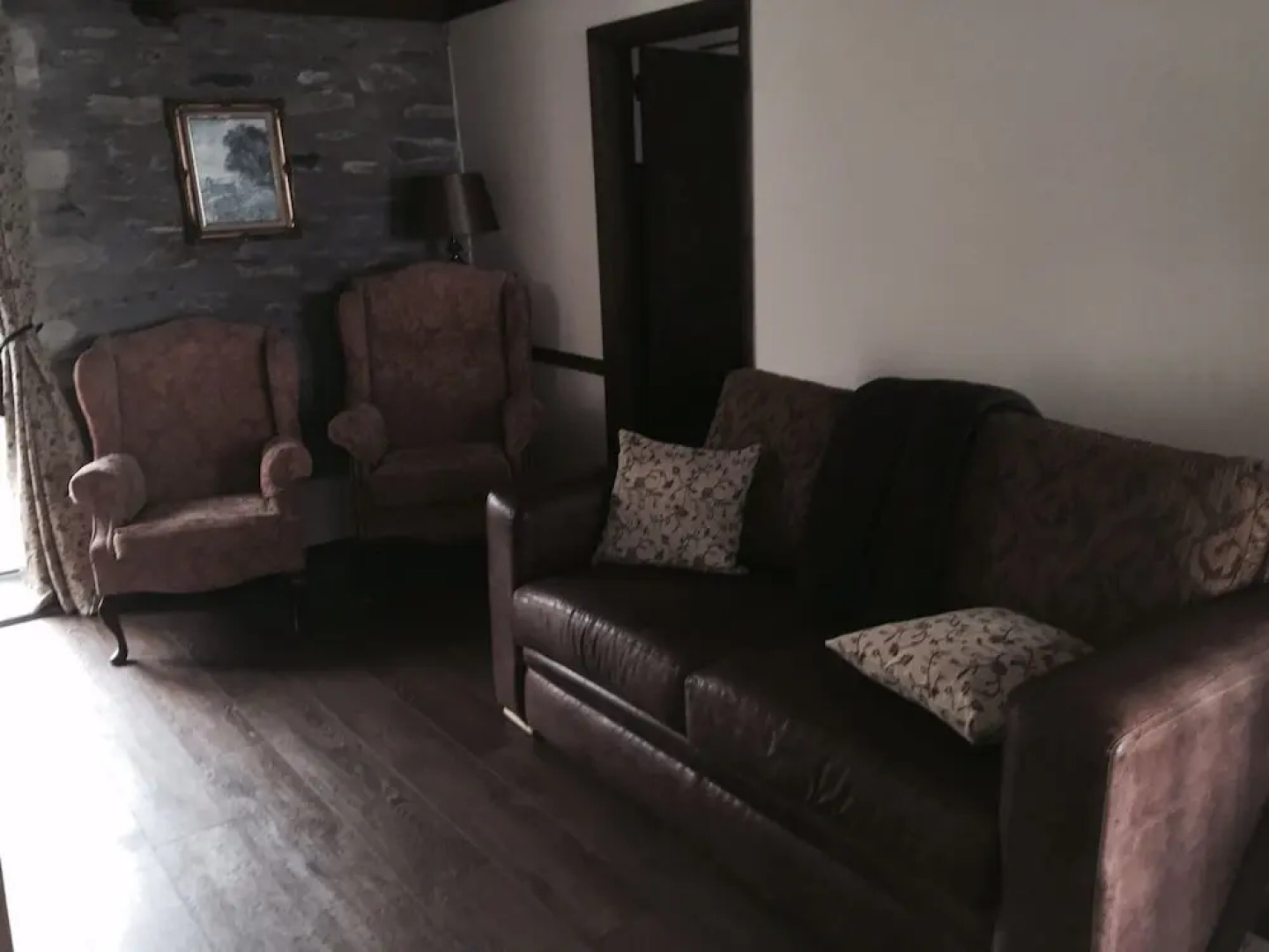 Impeccable 2-bed Cottage Near Betws y Coed