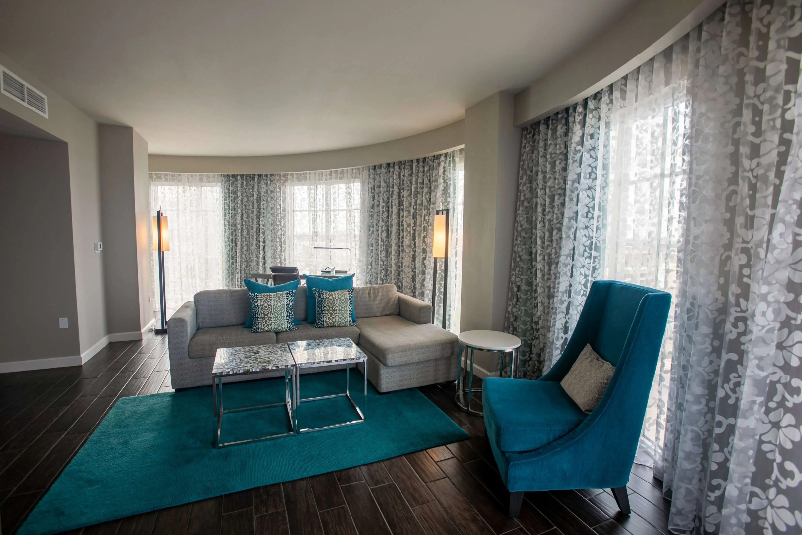 Wyndham Grand Jupiter at Harbourside Place