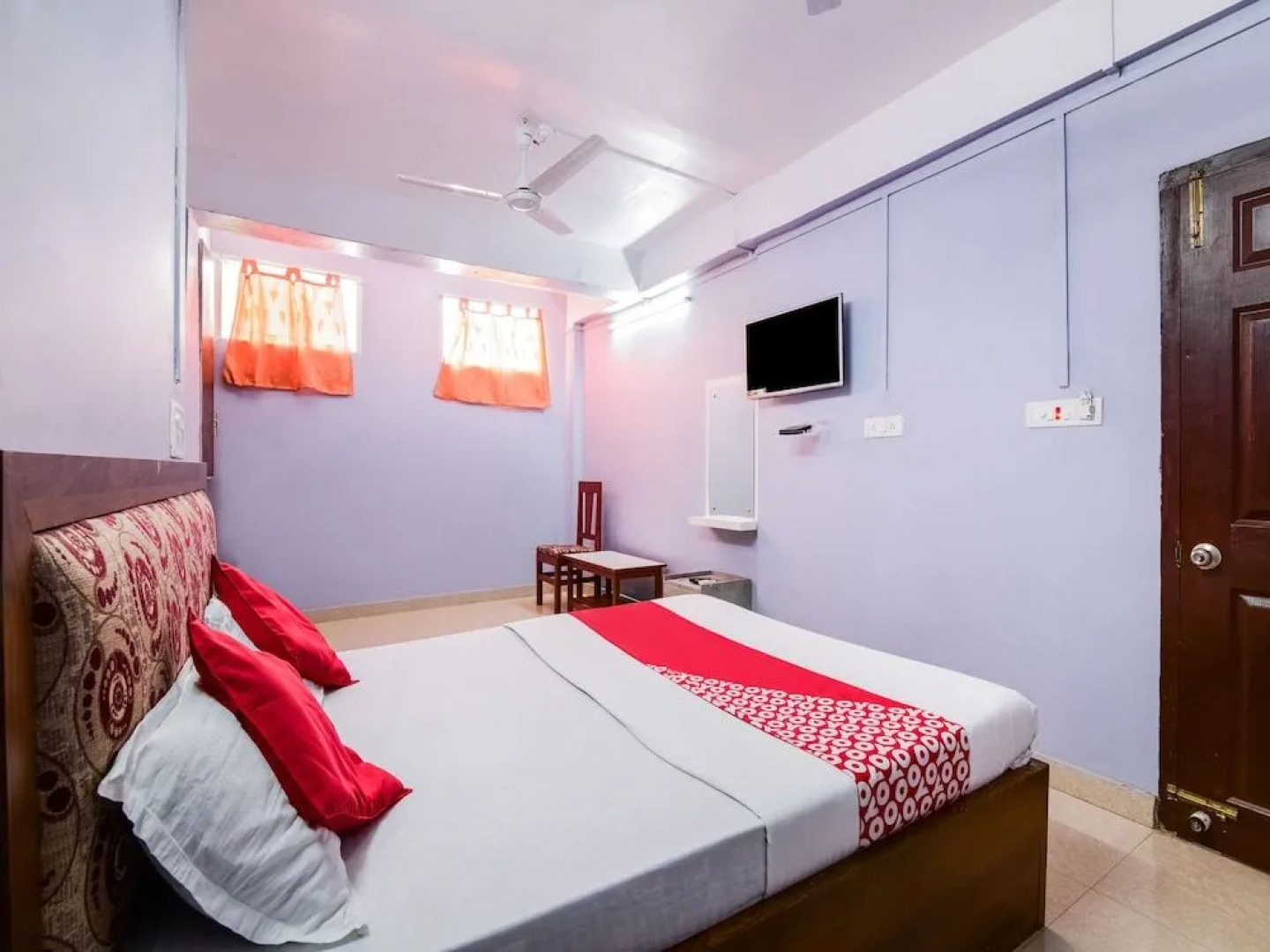 SPOT ON 37504 Mayura Hotel And Lodge