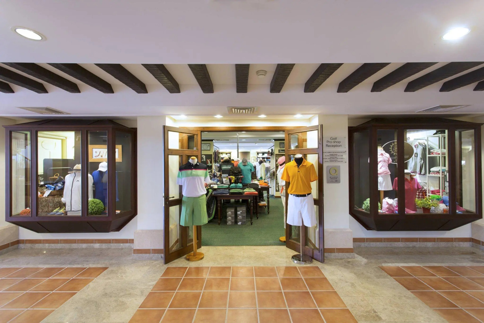 Отель Marriott's Club Son Antem