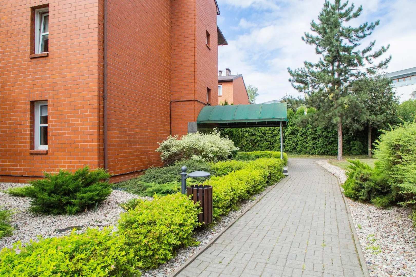 Warsaw - Apartments Apartamenty Sadyba