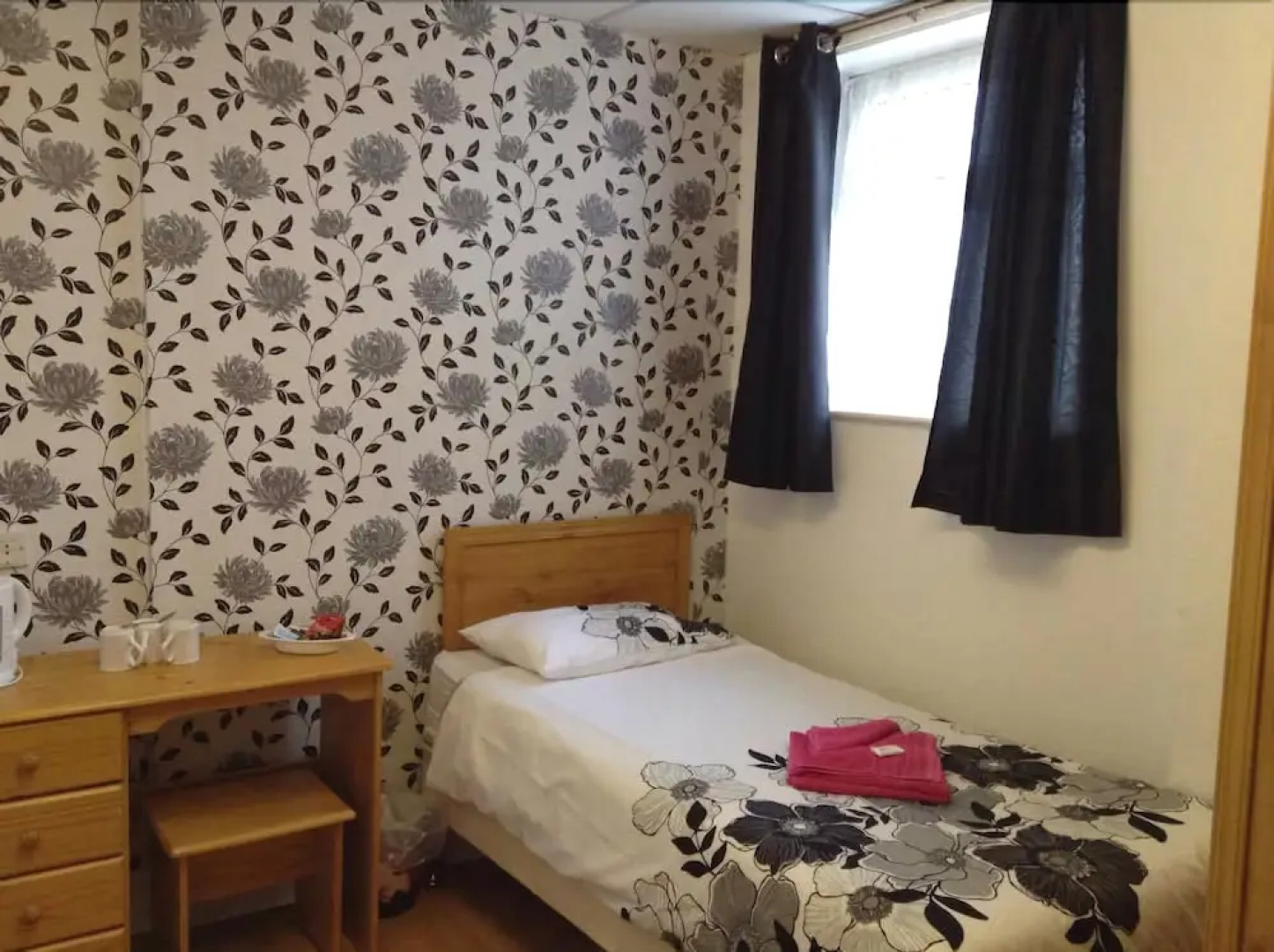 The Smuggler's Rest Hotel