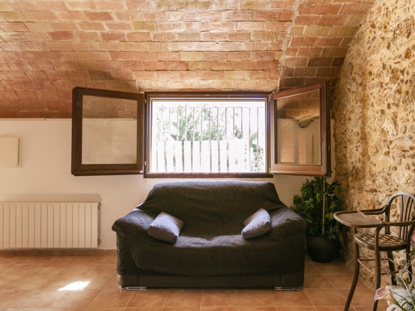 Rustic Holiday Home in Catalonia With Swimming Pool