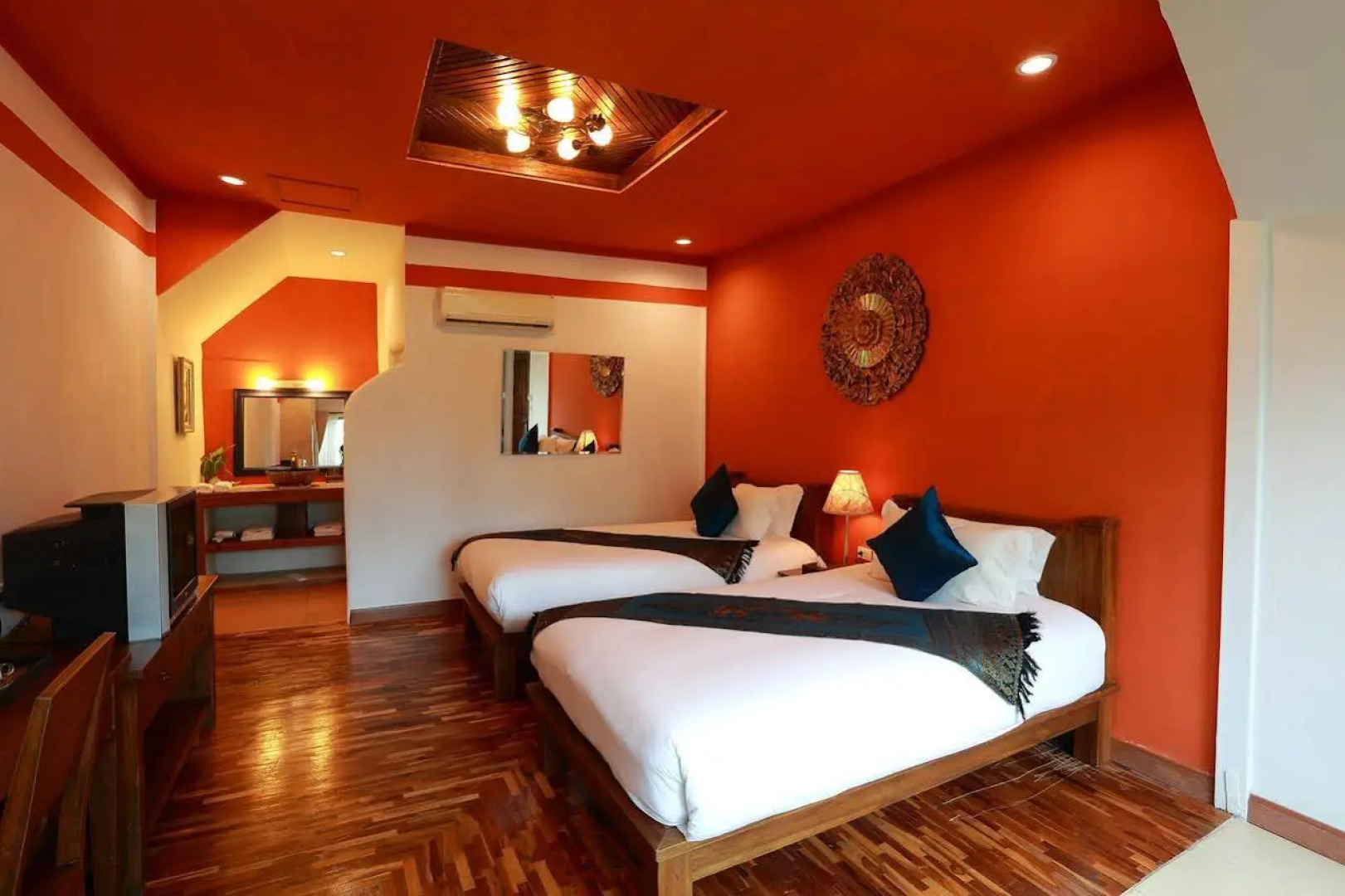 E-outfitting Pai Resort