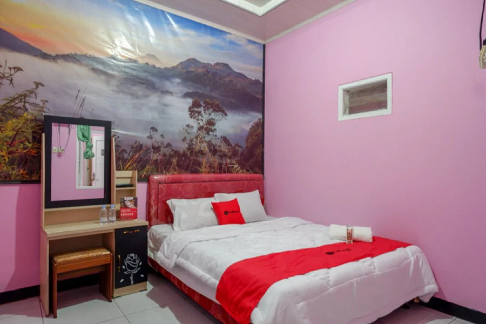 RedDoorz Syariah near Telaga Warna Dieng