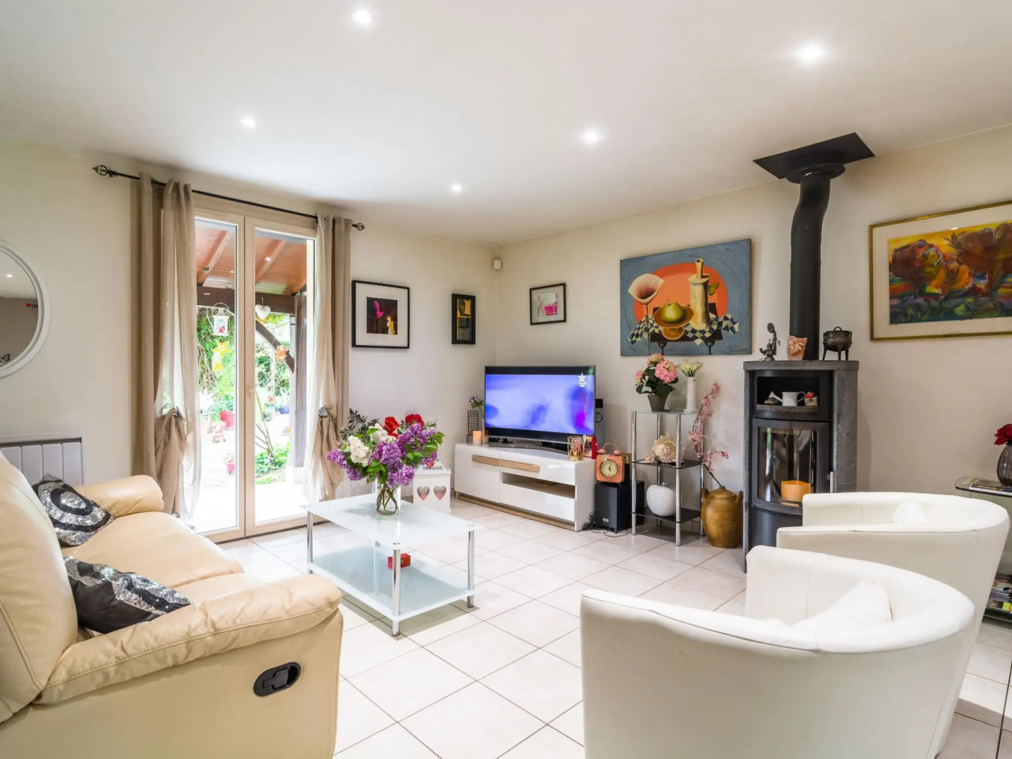 Comfy Holiday Home In Espère With Private Pool