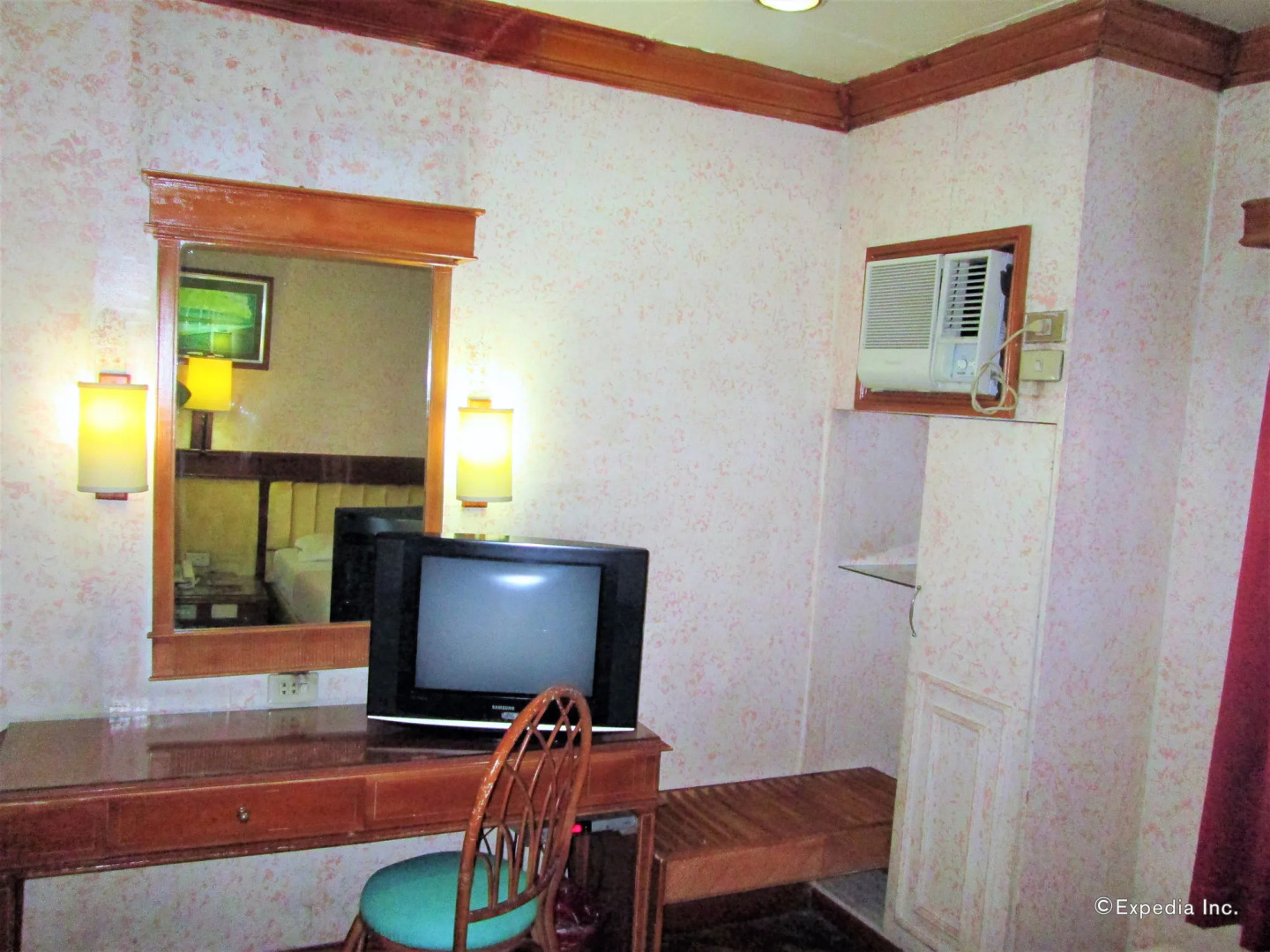 Nature's Pensionne House