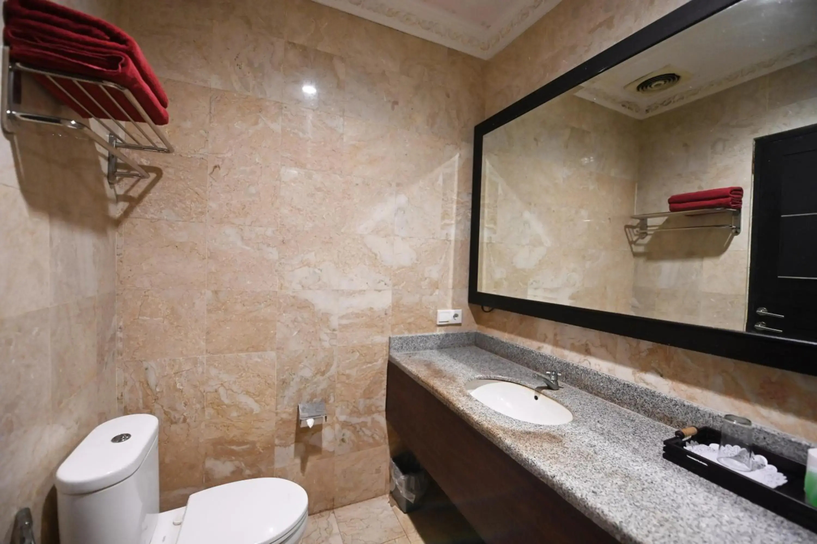 Puri Dewa Bharata Hotel & Villas