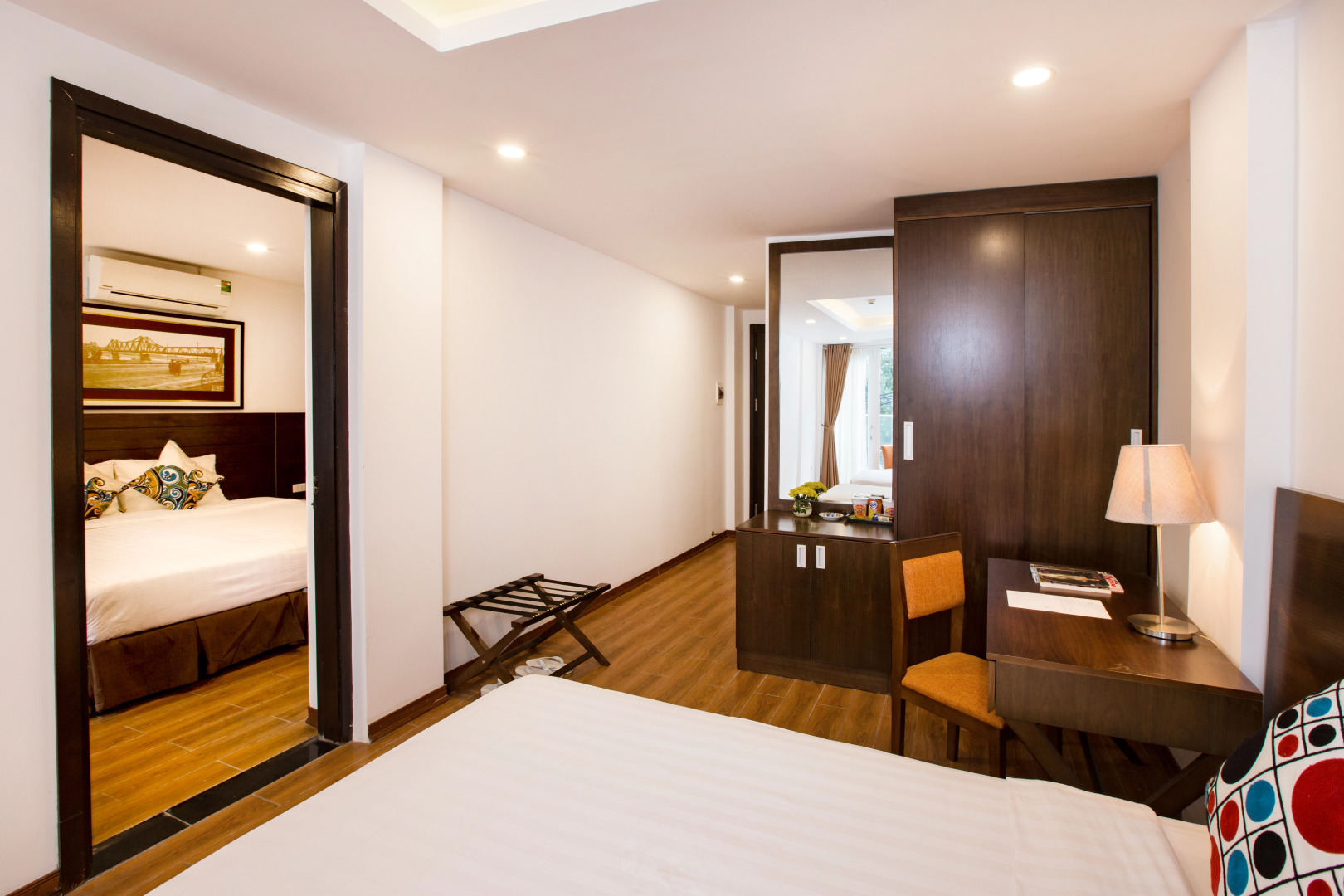 Thang Long Espana Hotel