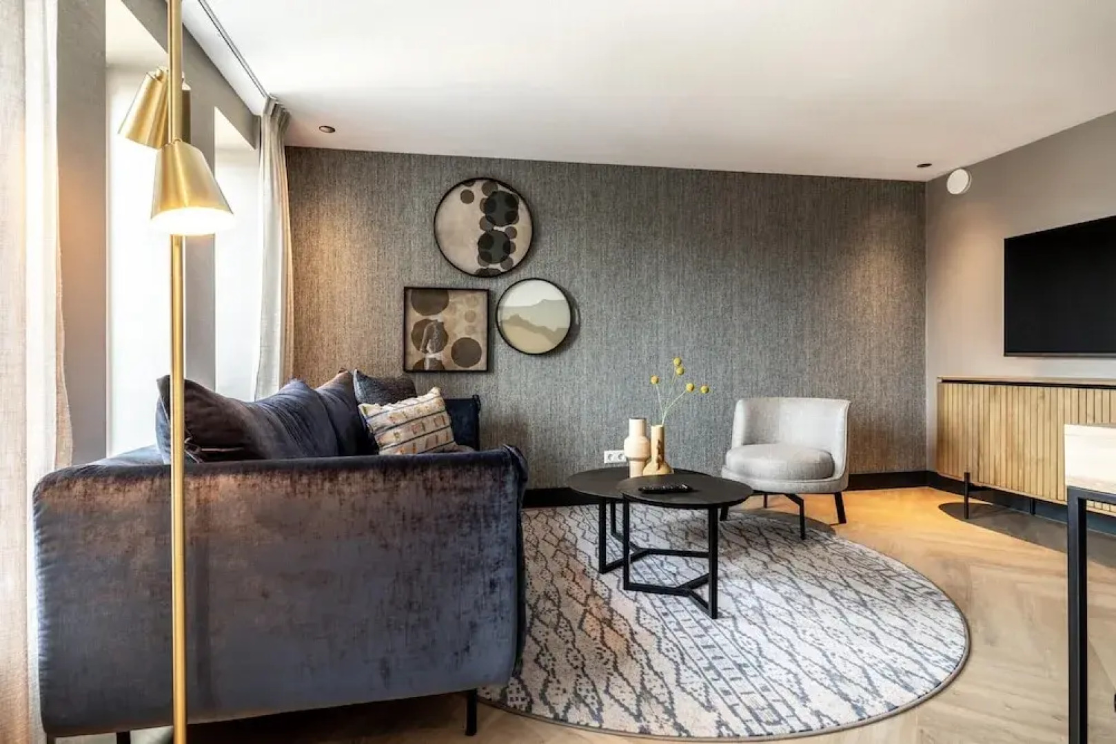 Playful and Luxurious Apartment in Heart of Delft