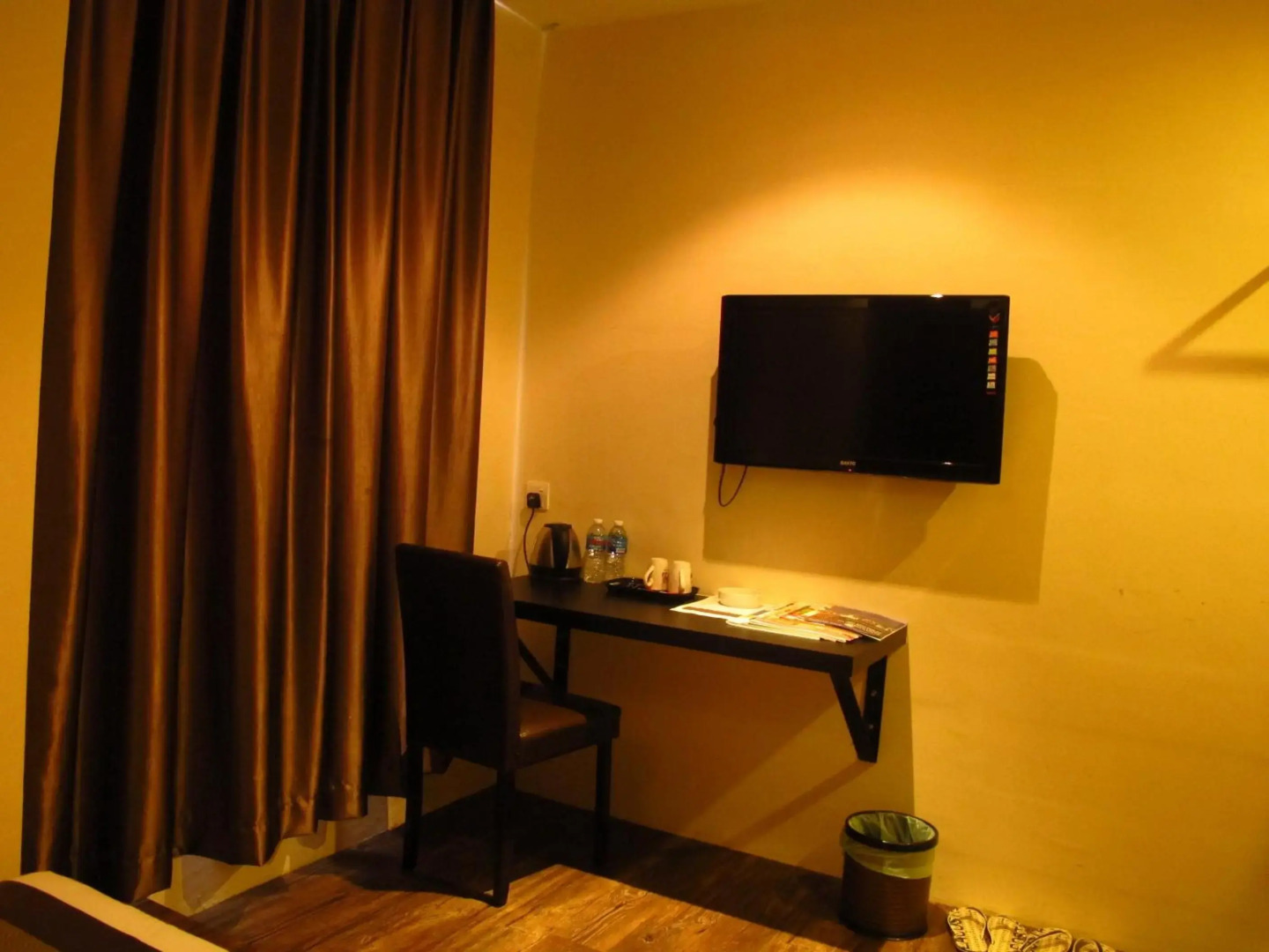 Hotel Austin Paradise - Mount Austin