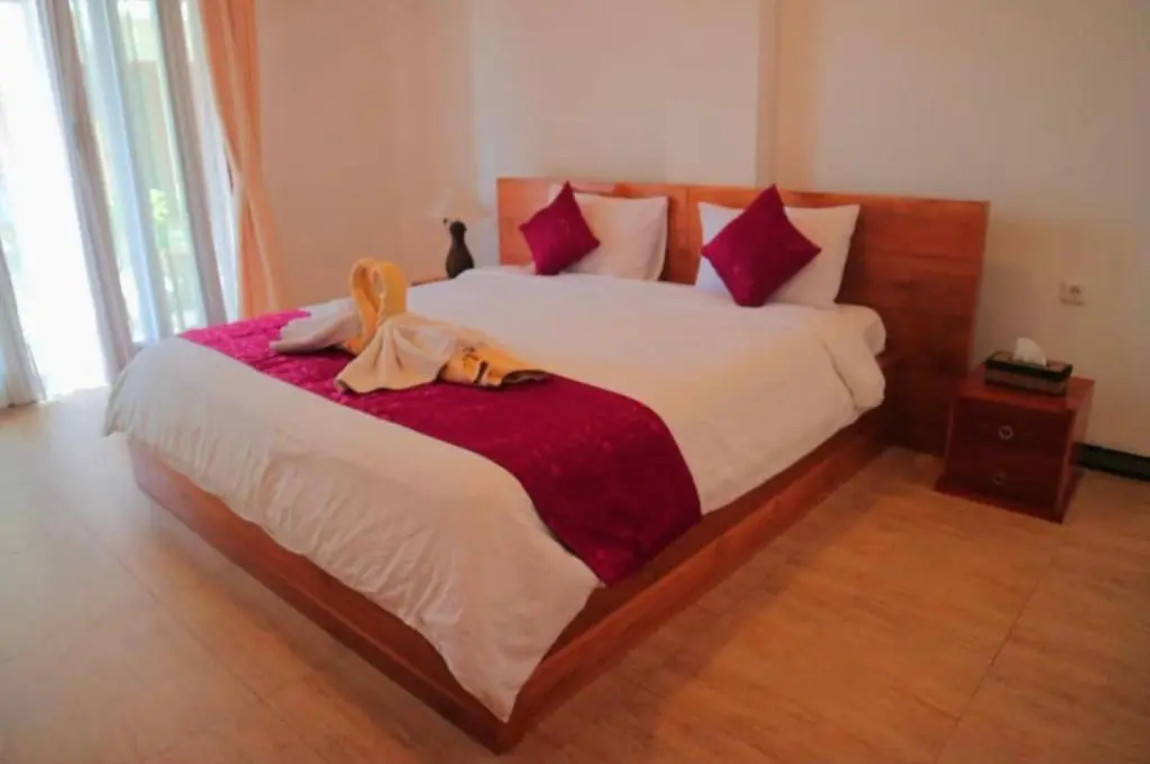 Ayu Laba Beach Villa and Resto