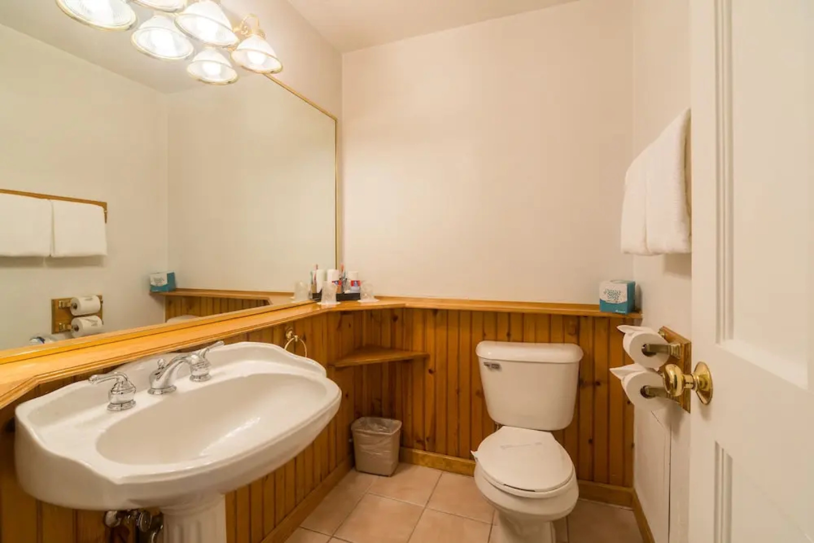 Sybaris Pool Suites Mequon