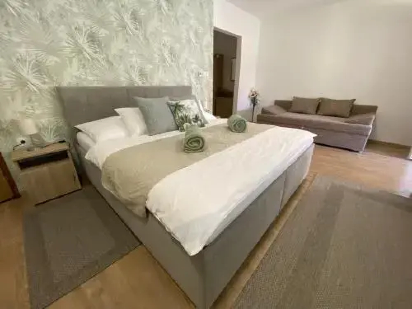 Riviera Vendeghaz & Apartman