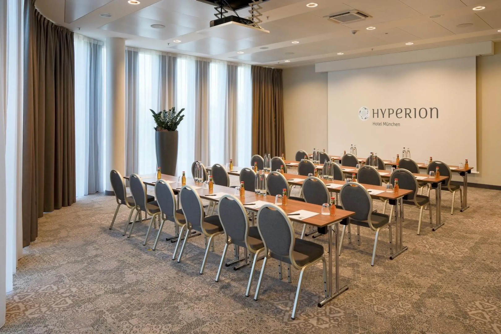 HYPERION Hotel München