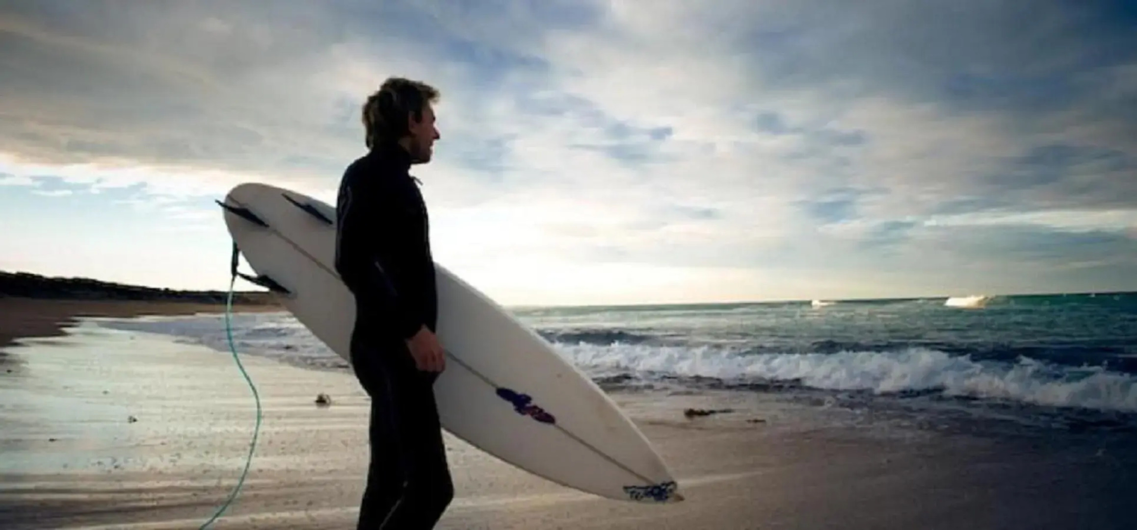 Luxurious Ocean front home, pets welcome, open fire large and spacious