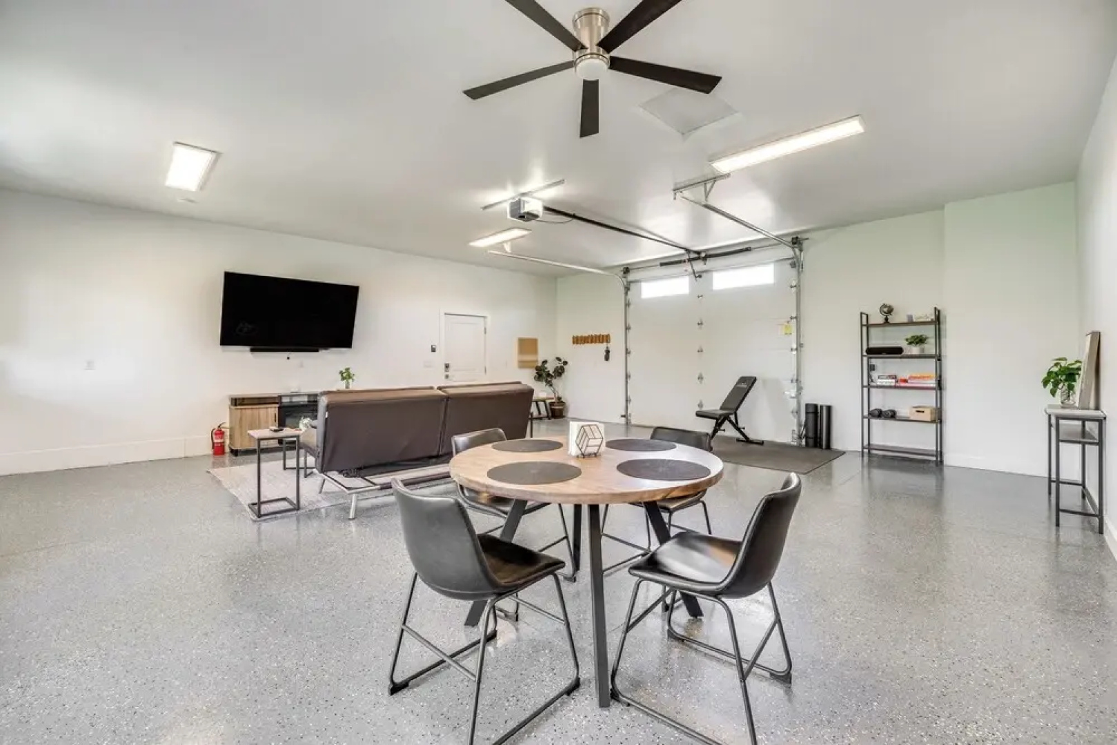 Pasco Studio Vacation Rental w/ Private Patio!