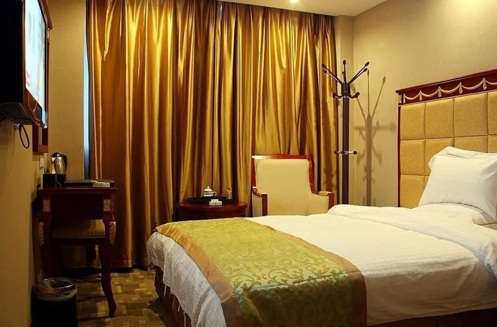 Ningxia Labor Union Hotel