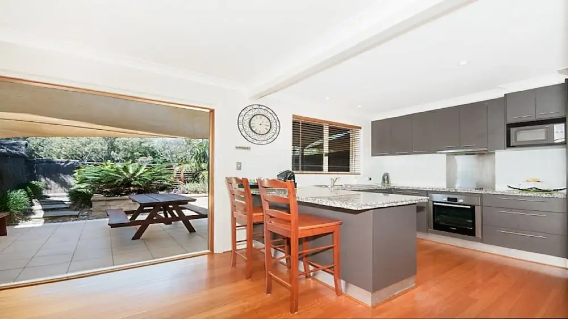 Casuarina Cove 1 - Free WiFi - Air Conditioning - East Ballina