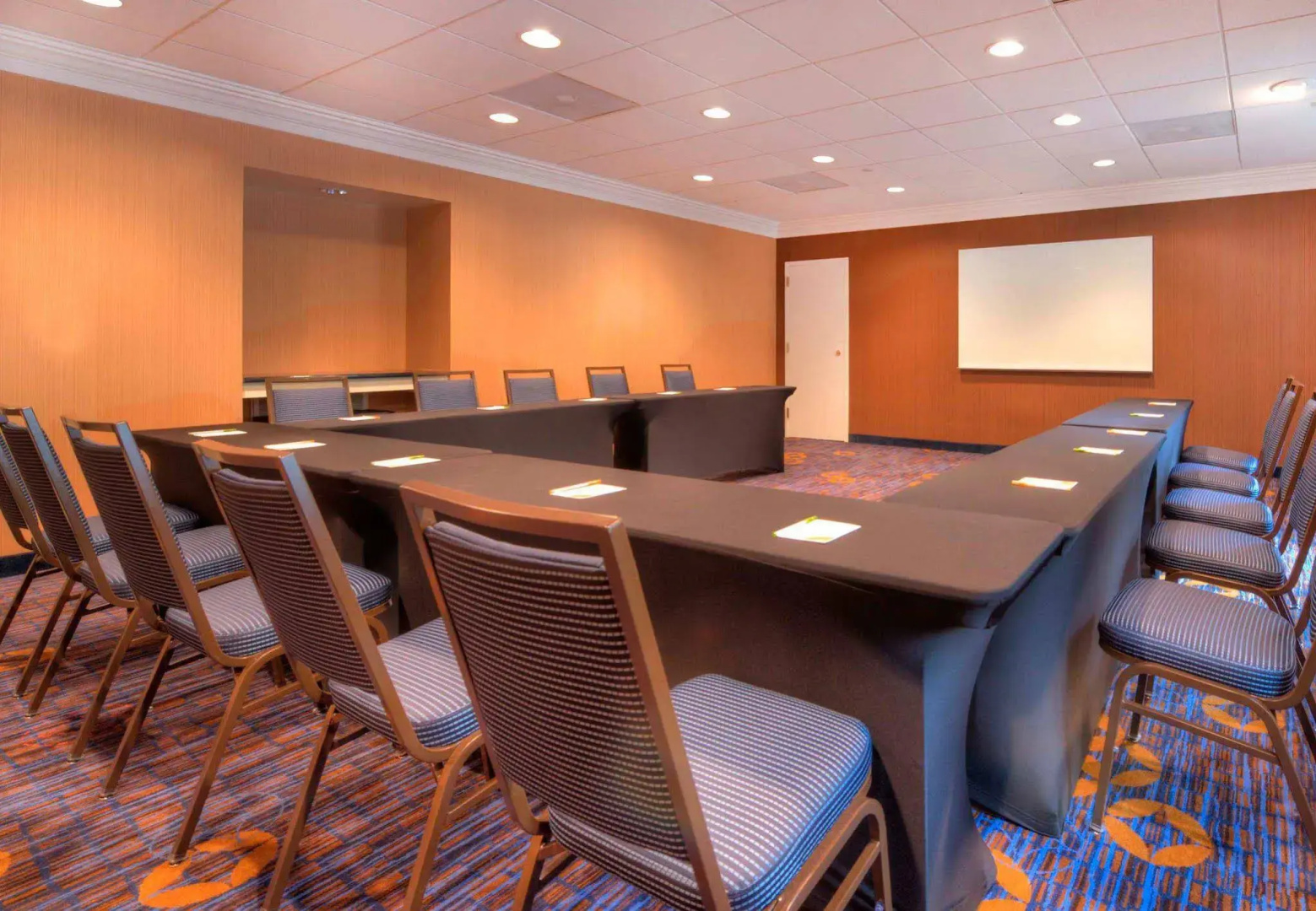 Courtyard by Marriott Raleigh Crabtree Valley