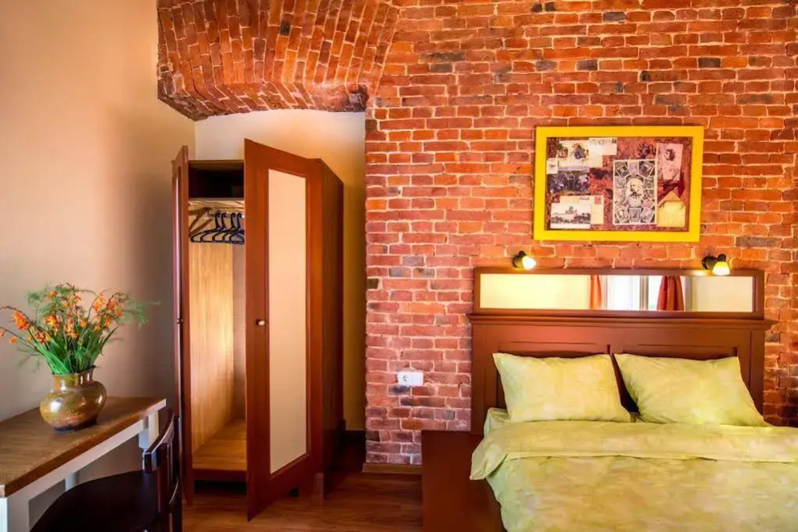 Post House Rooms